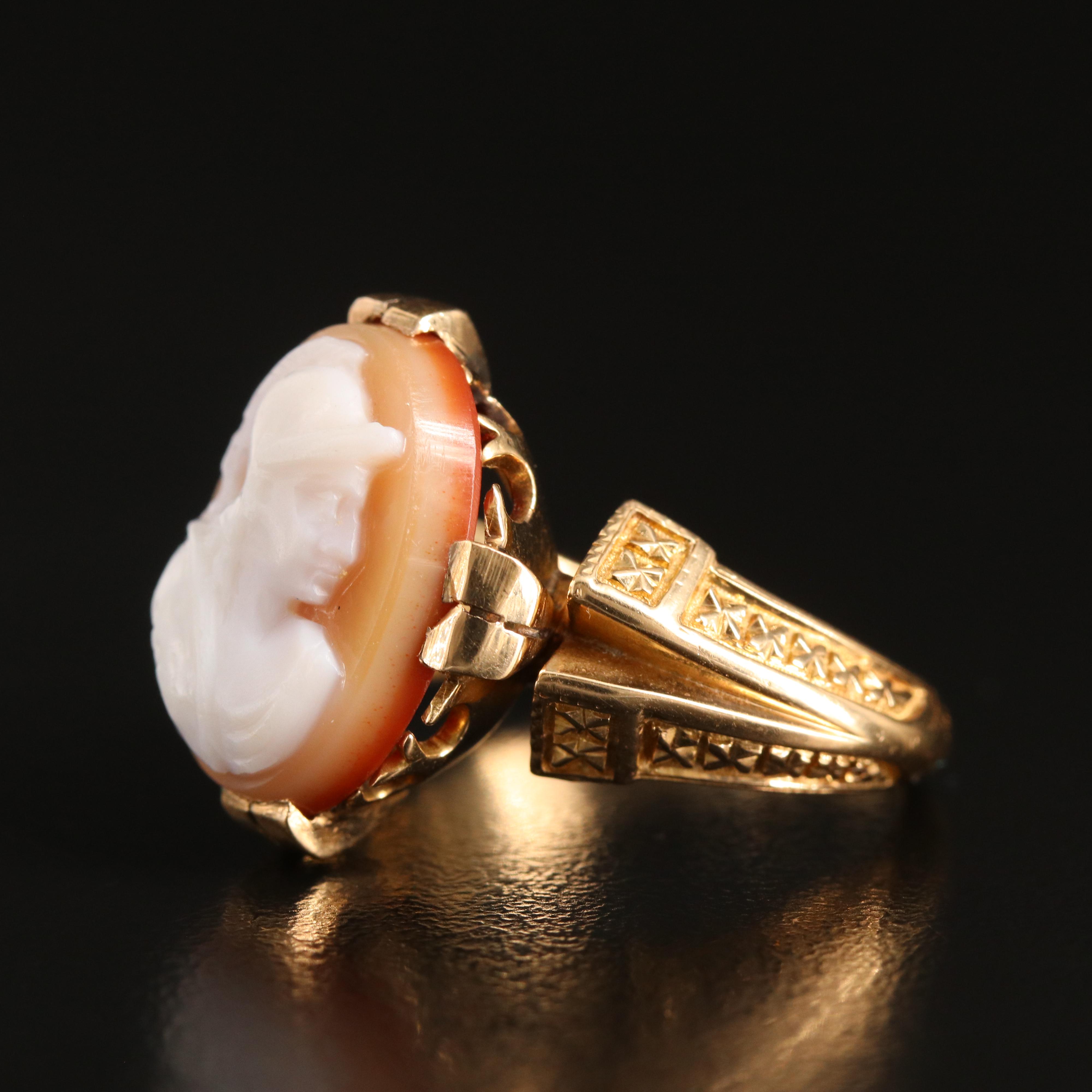 Victorian 18K Sardonyx Roman Soldier Cameo Ring