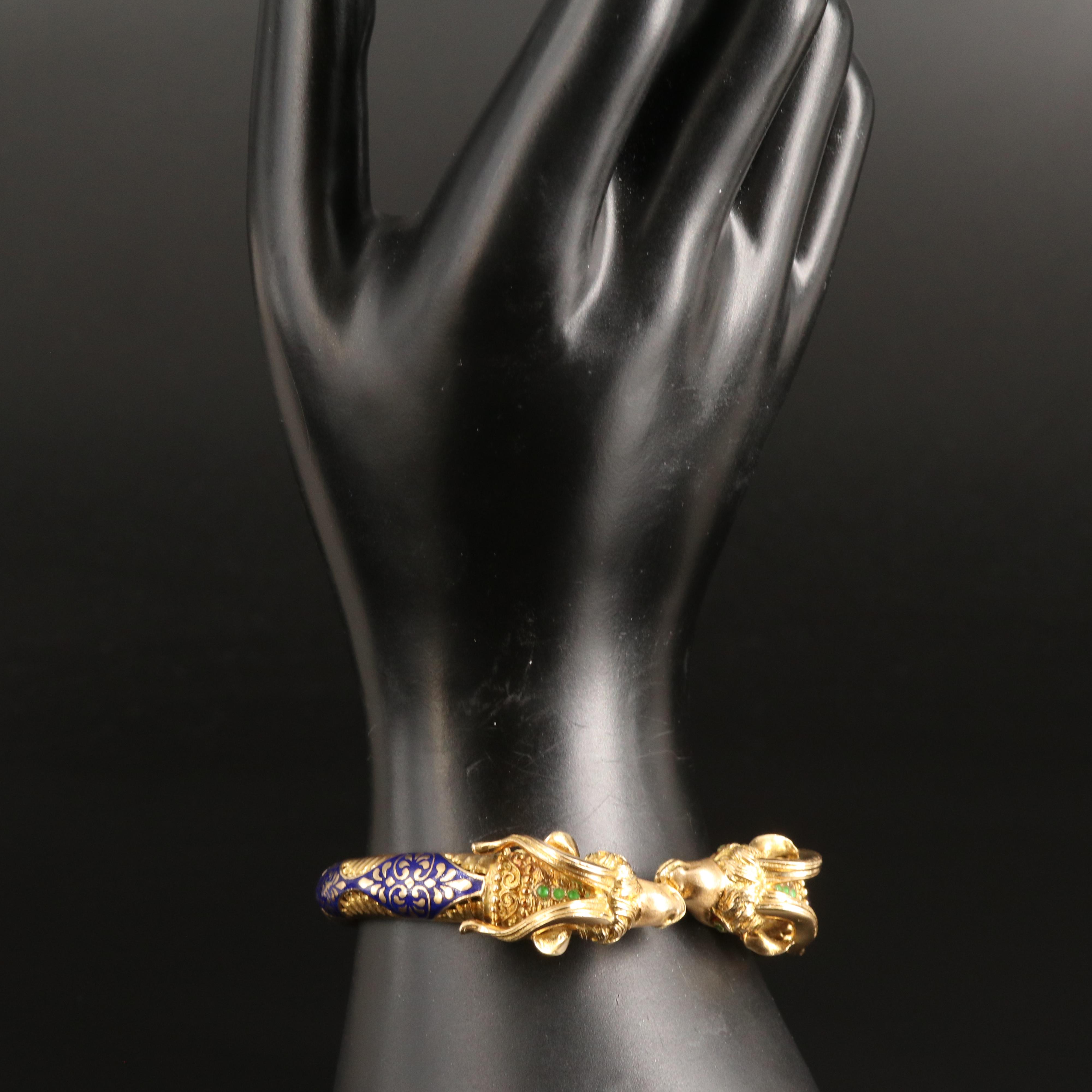 18K Enameled Double Headed Ram Hinged Bangle