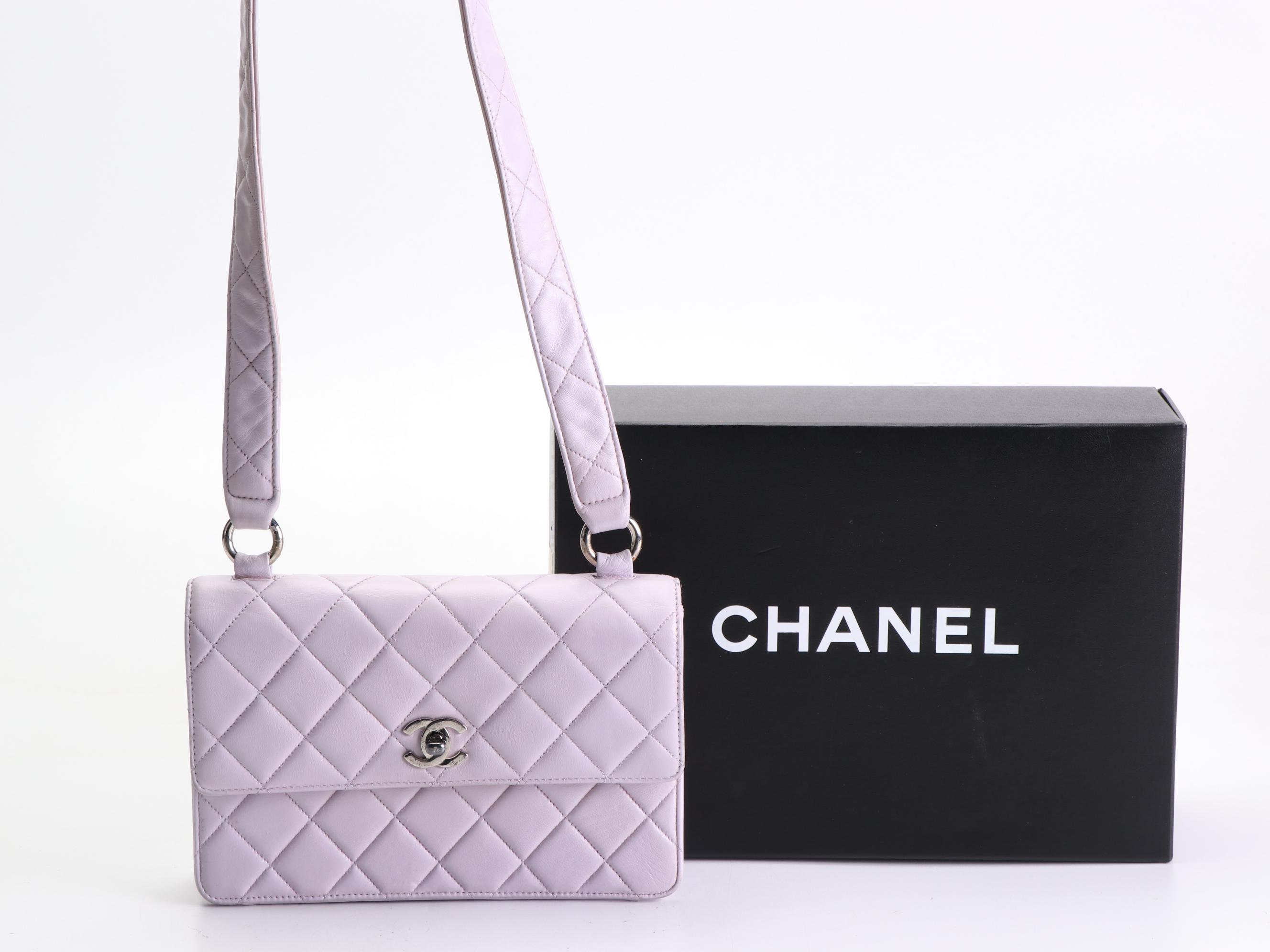 Chanel Small Single-Flap Shoulder Bag in Quilted Lambskin Leather w/Box
