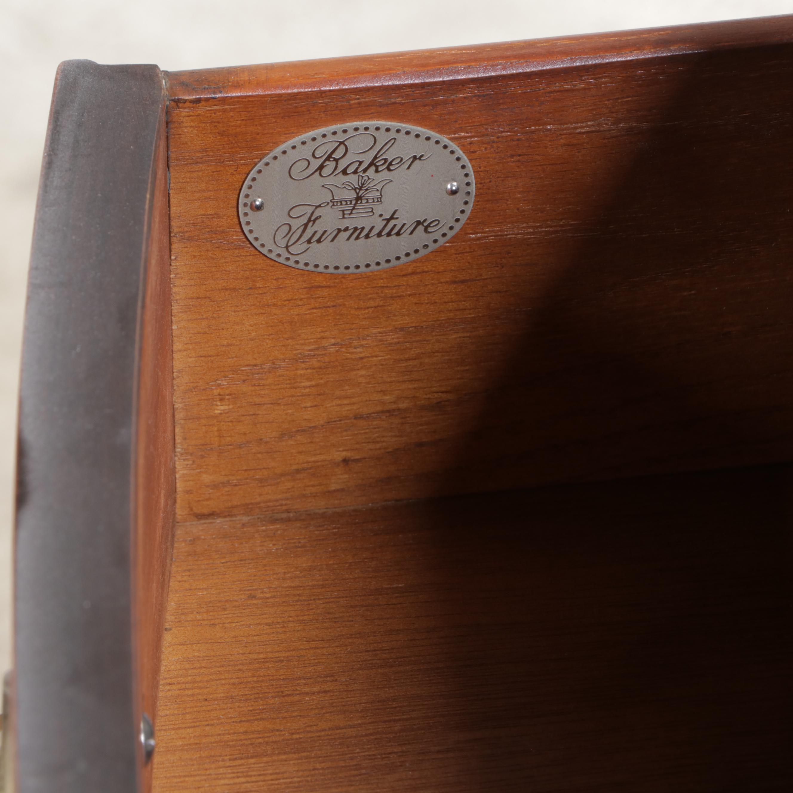 Baker George III Style Mahogany and Crossbanded Four-Drawer Bowfront Chest