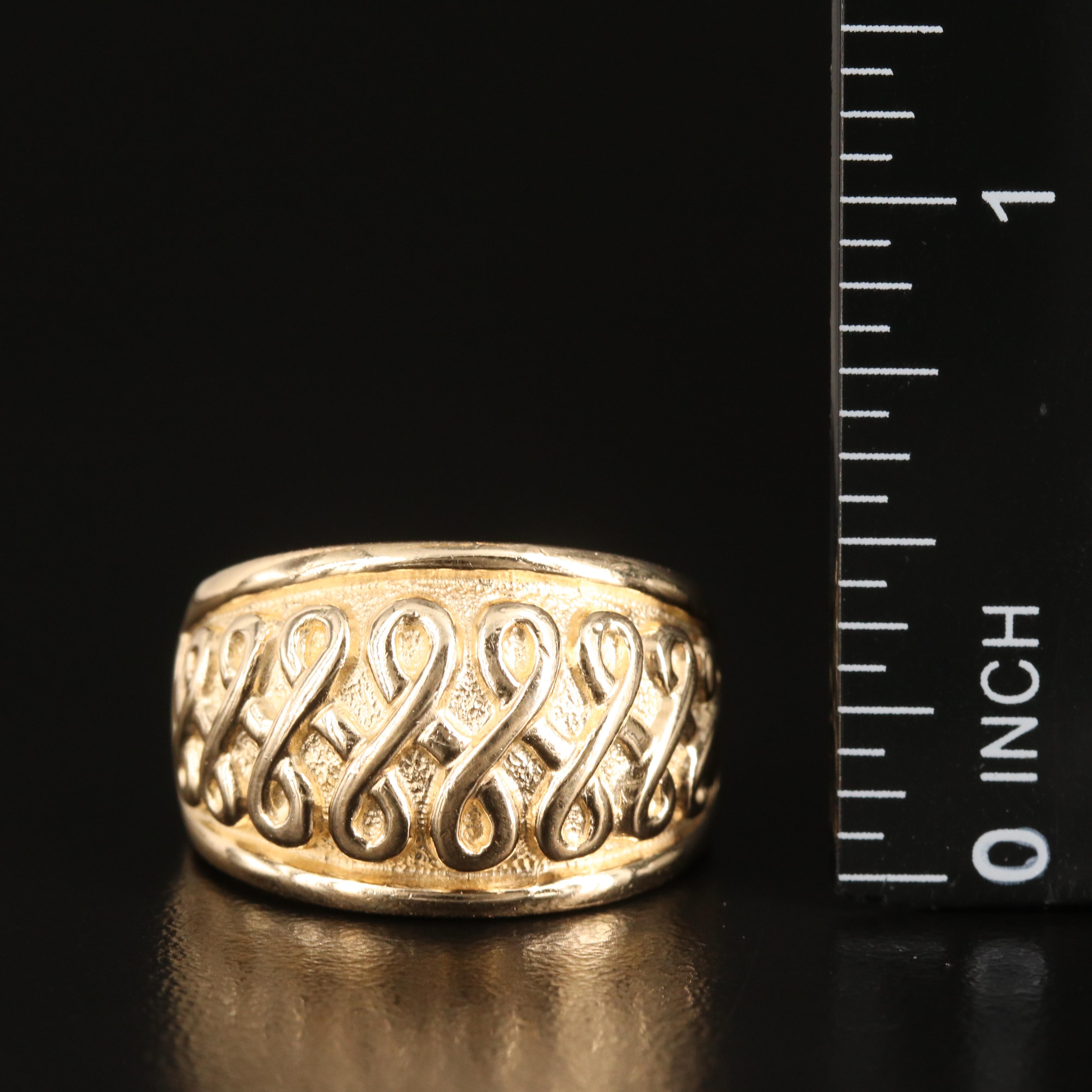 10K Infinity Knot Tapered Ring