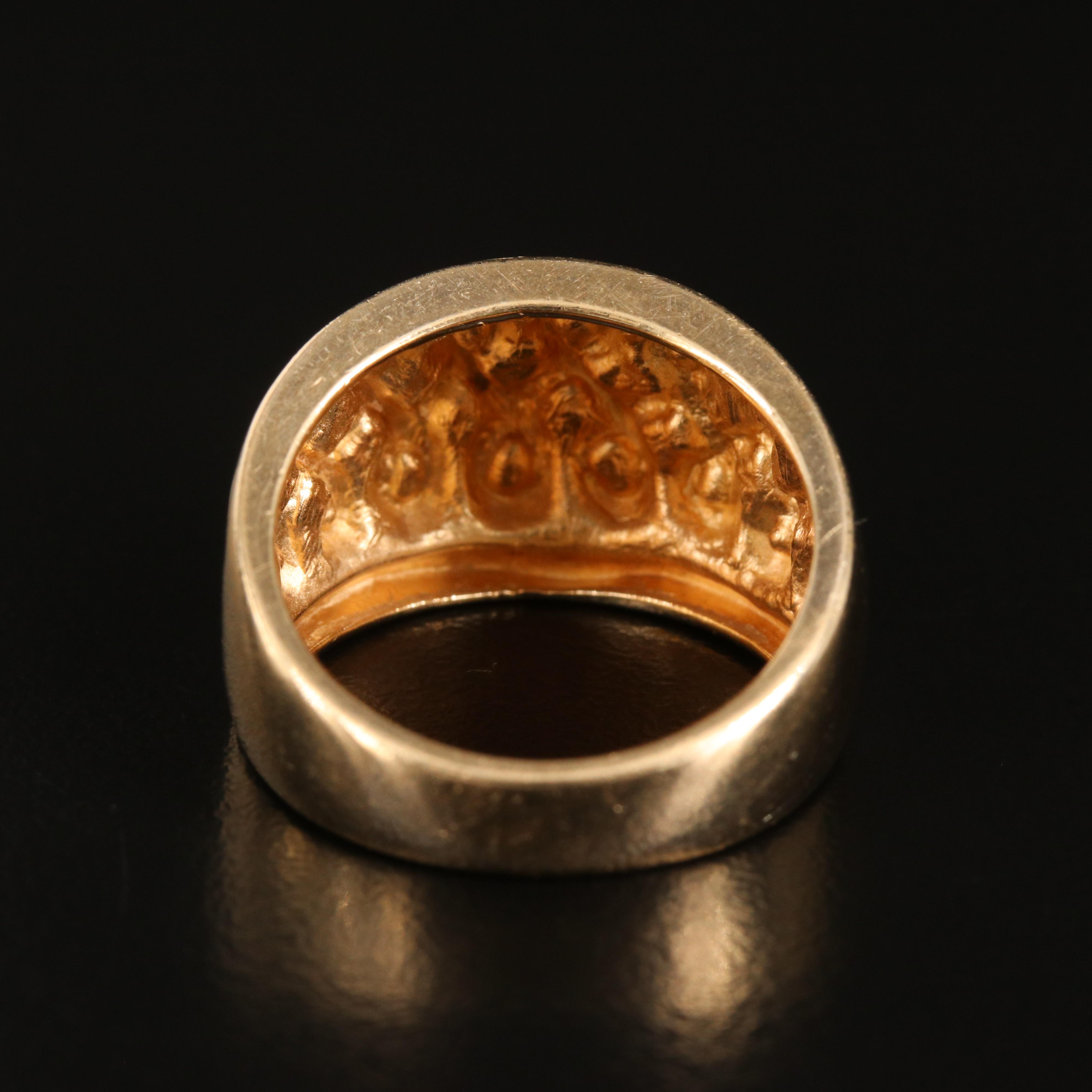 10K Infinity Knot Tapered Ring