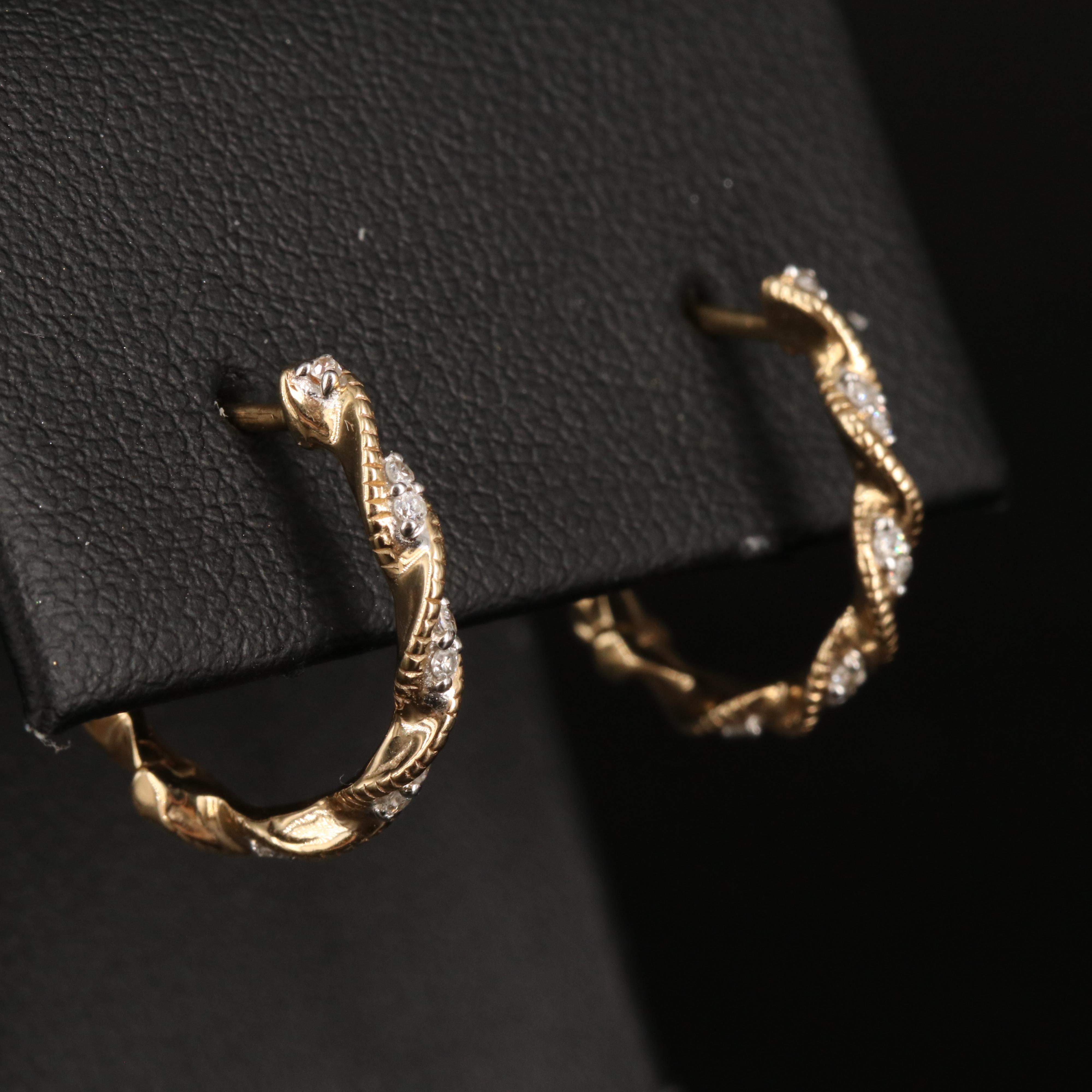 10K 0.10 CTW Diamond Fluted Huggie Hoop Earrings