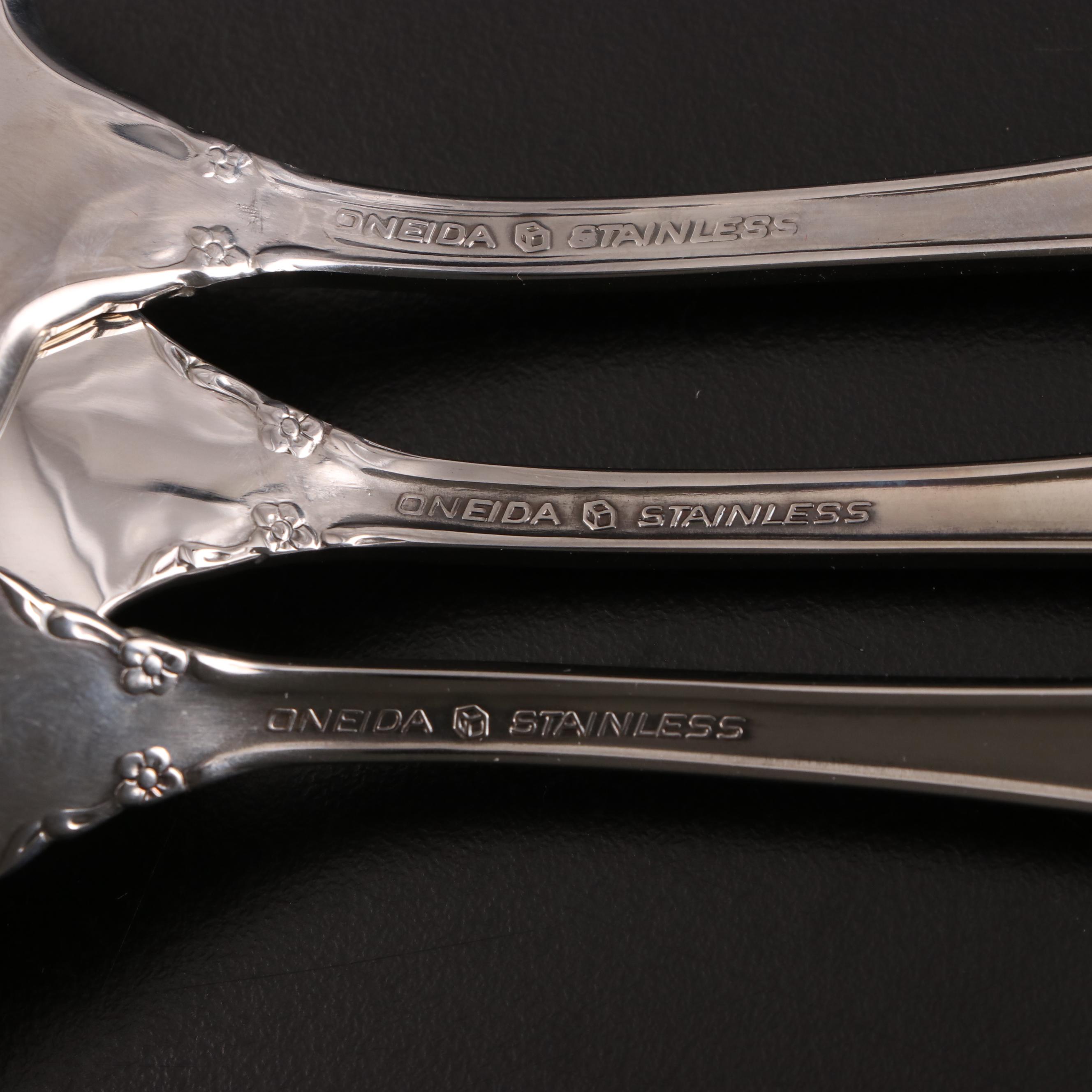 Oneida "Mansfield" Stainless Flatware in Mahogany Case, Late 20th Century