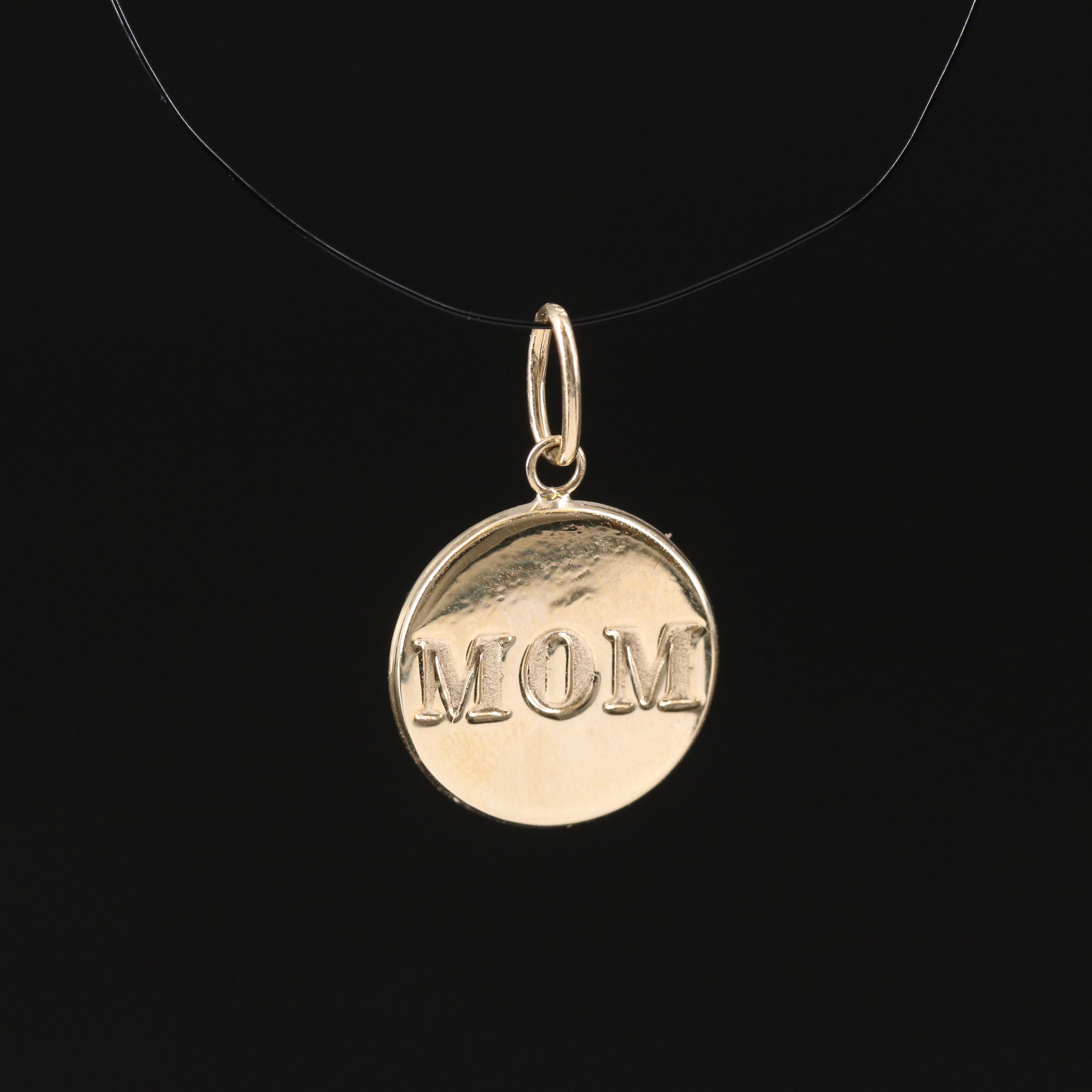 10K ''Mom'' Disk Pendant
