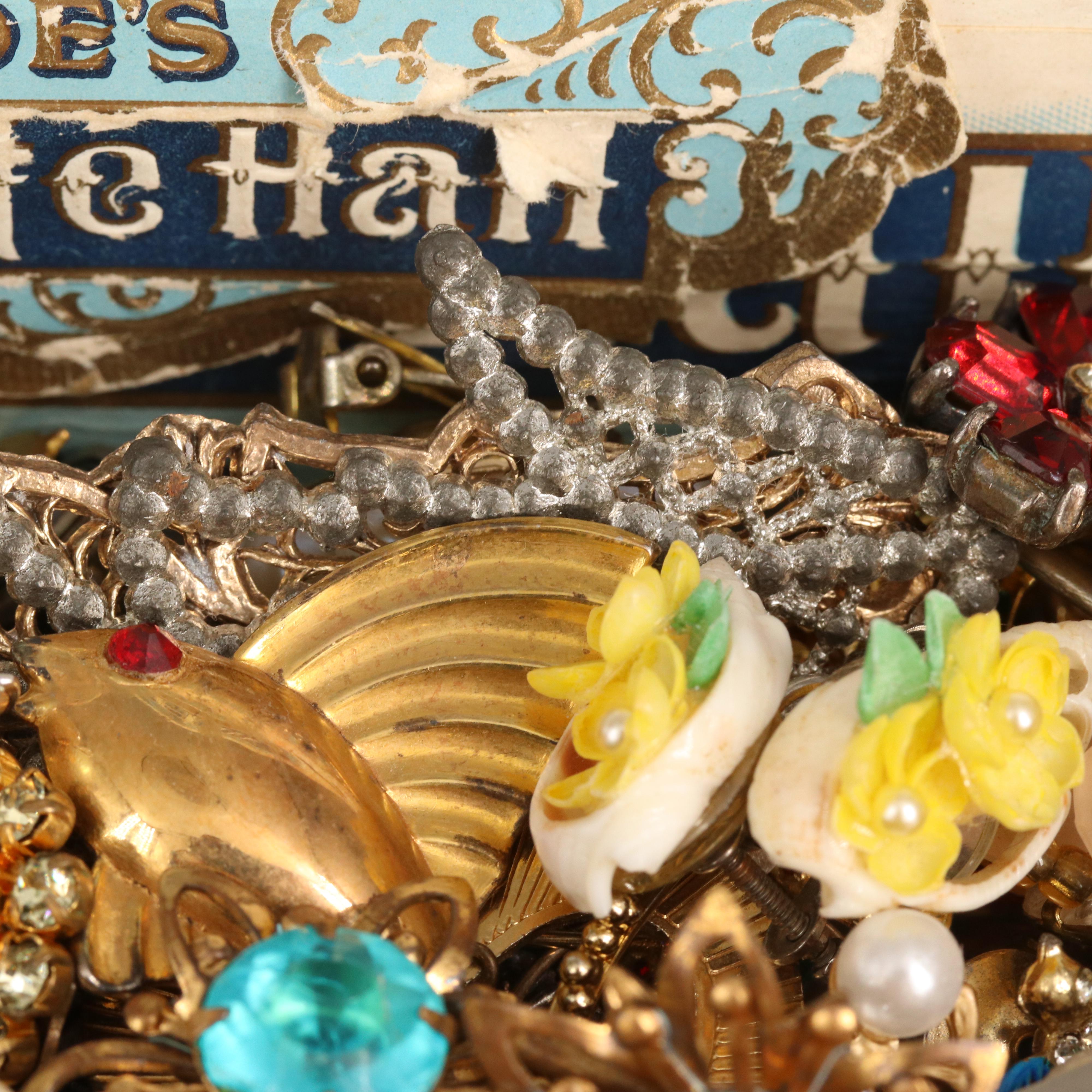 Uncommon Discoveries: Jewelry Collection