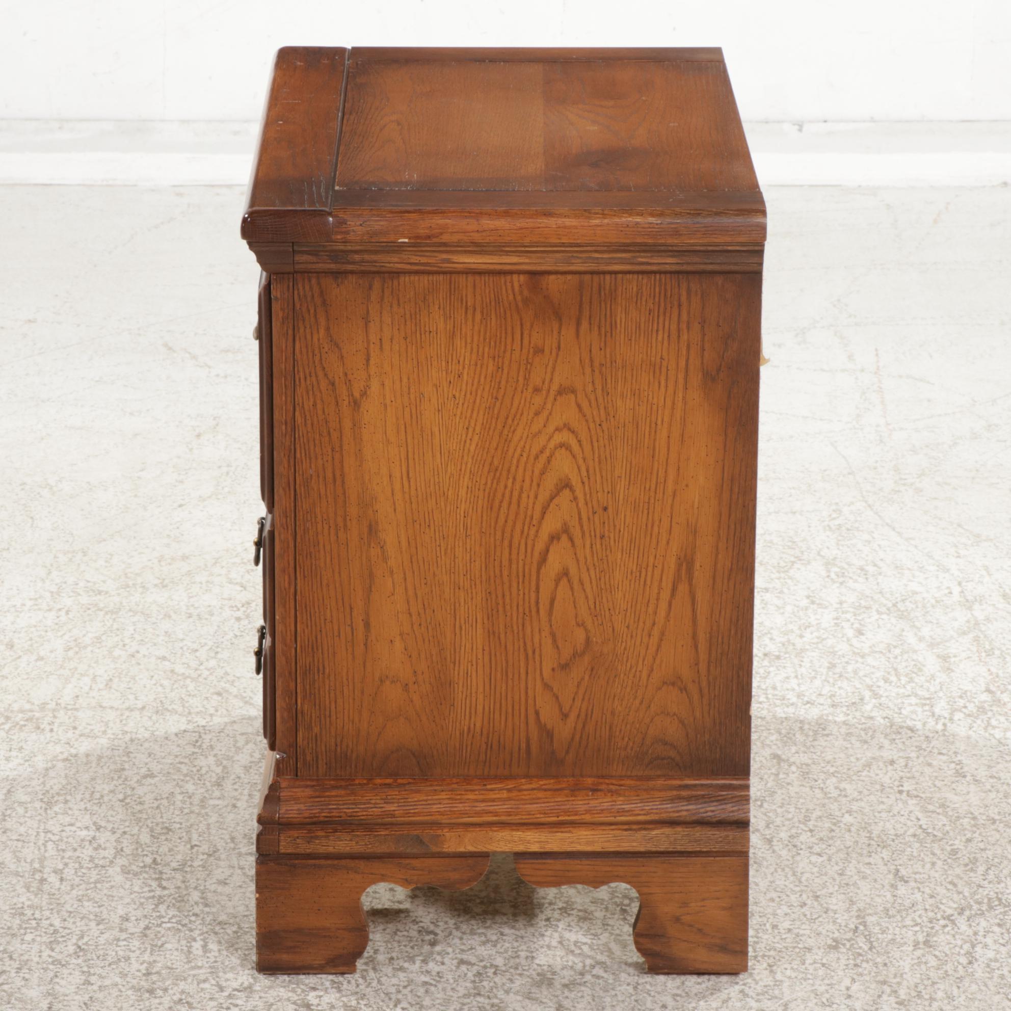 Bassett Oak-Veneered Two-Drawer Nightstand, Late 20th Century