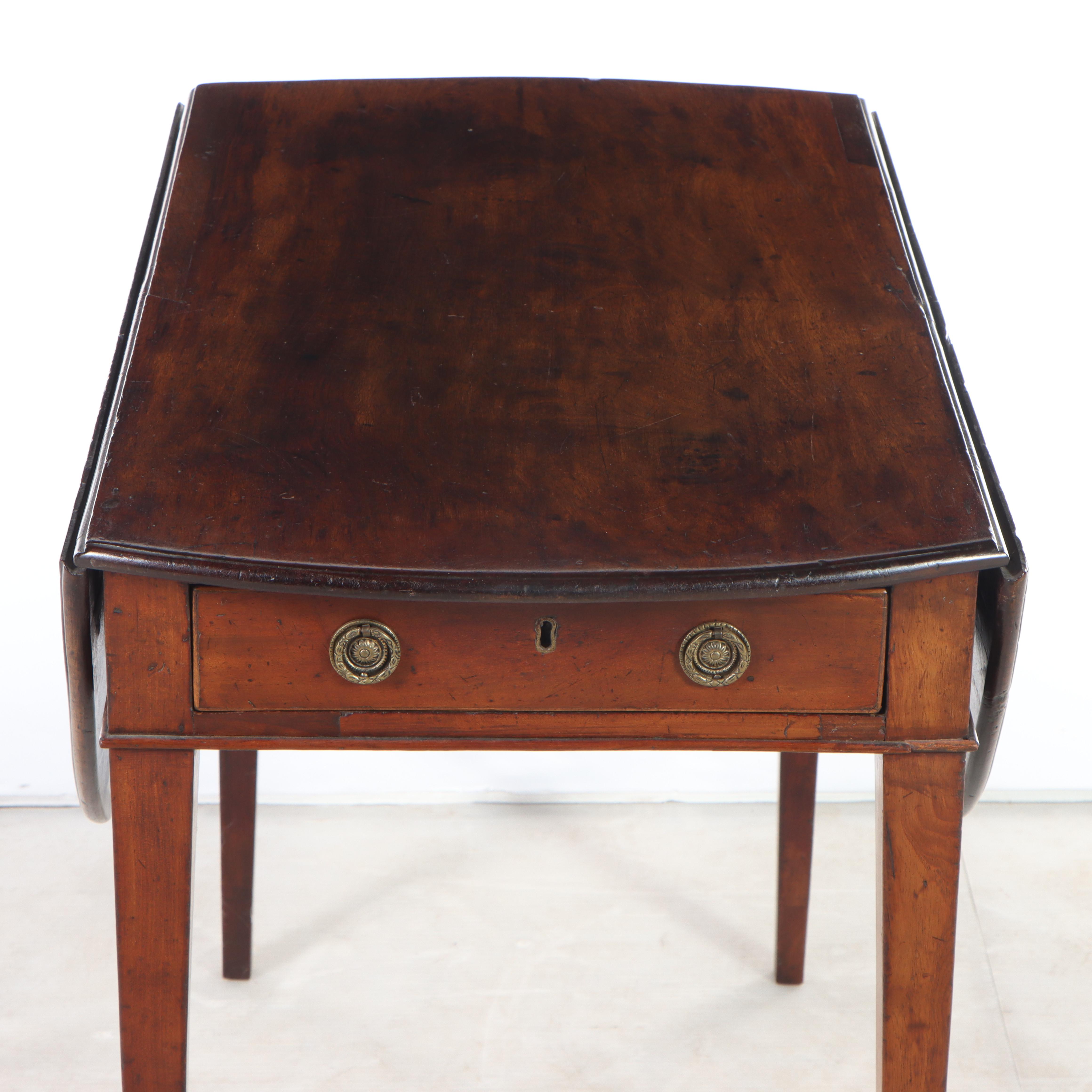 George III Mahogany and String-Inlaid Pembroke Table, circa 1800