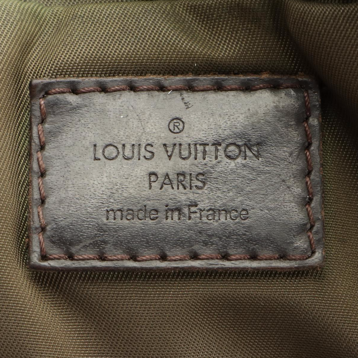 Louis Vuitton Laptop Bag in Black Damier Géant with Leather Trim