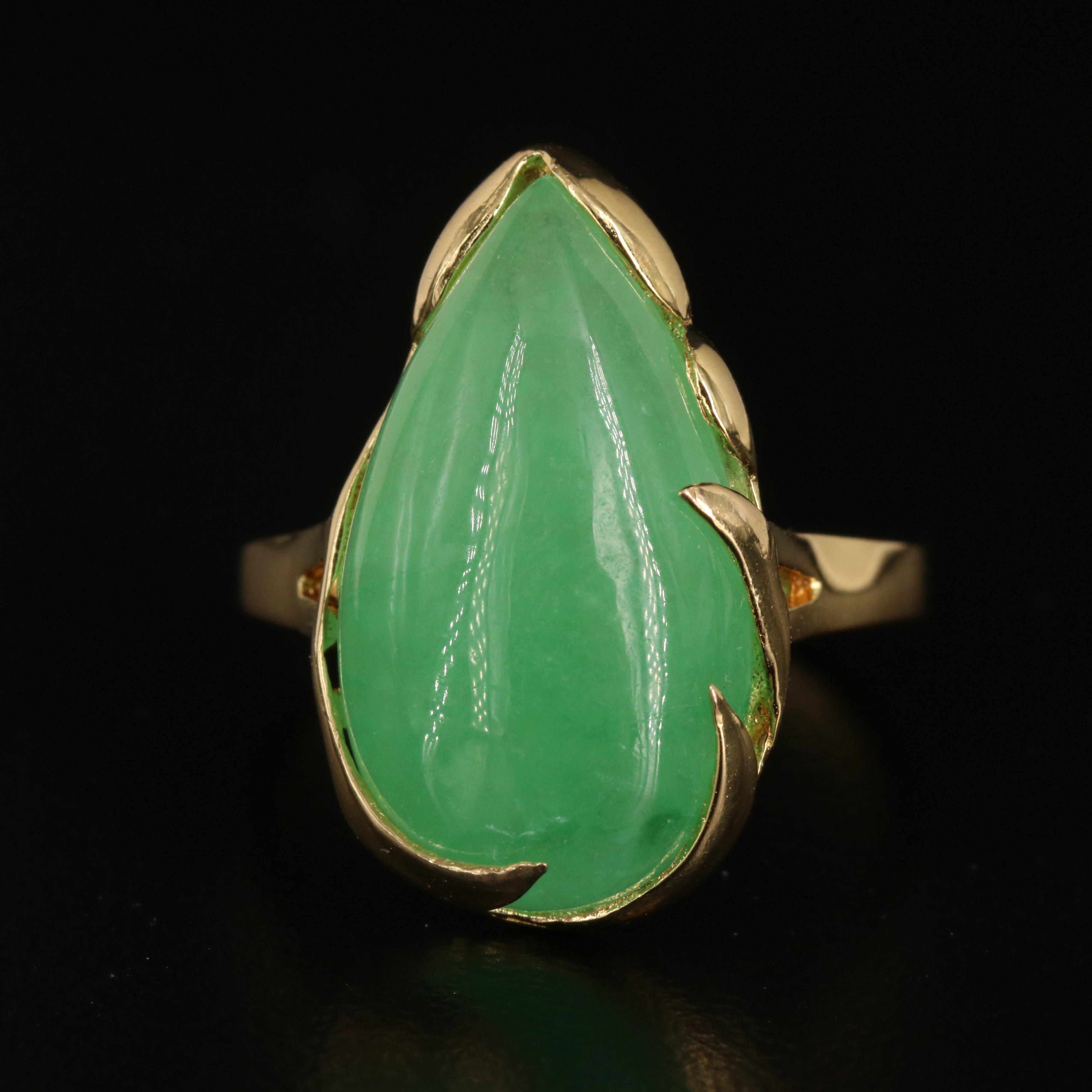 14K Jadeite Teardrop Ring