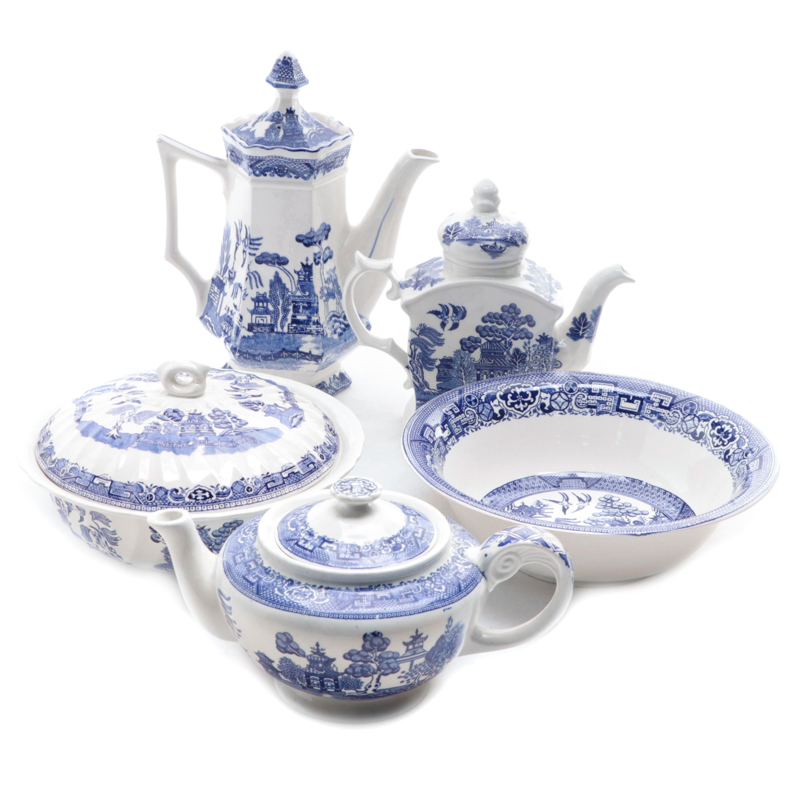Sadler and Other Earthenware Blue Willow Teapots and Serving Bowls