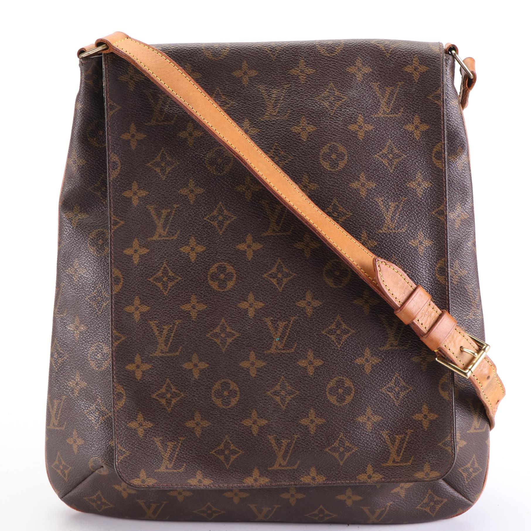 Louis Vuitton Musette Bag in Monogram Canvas and Vachetta Leather