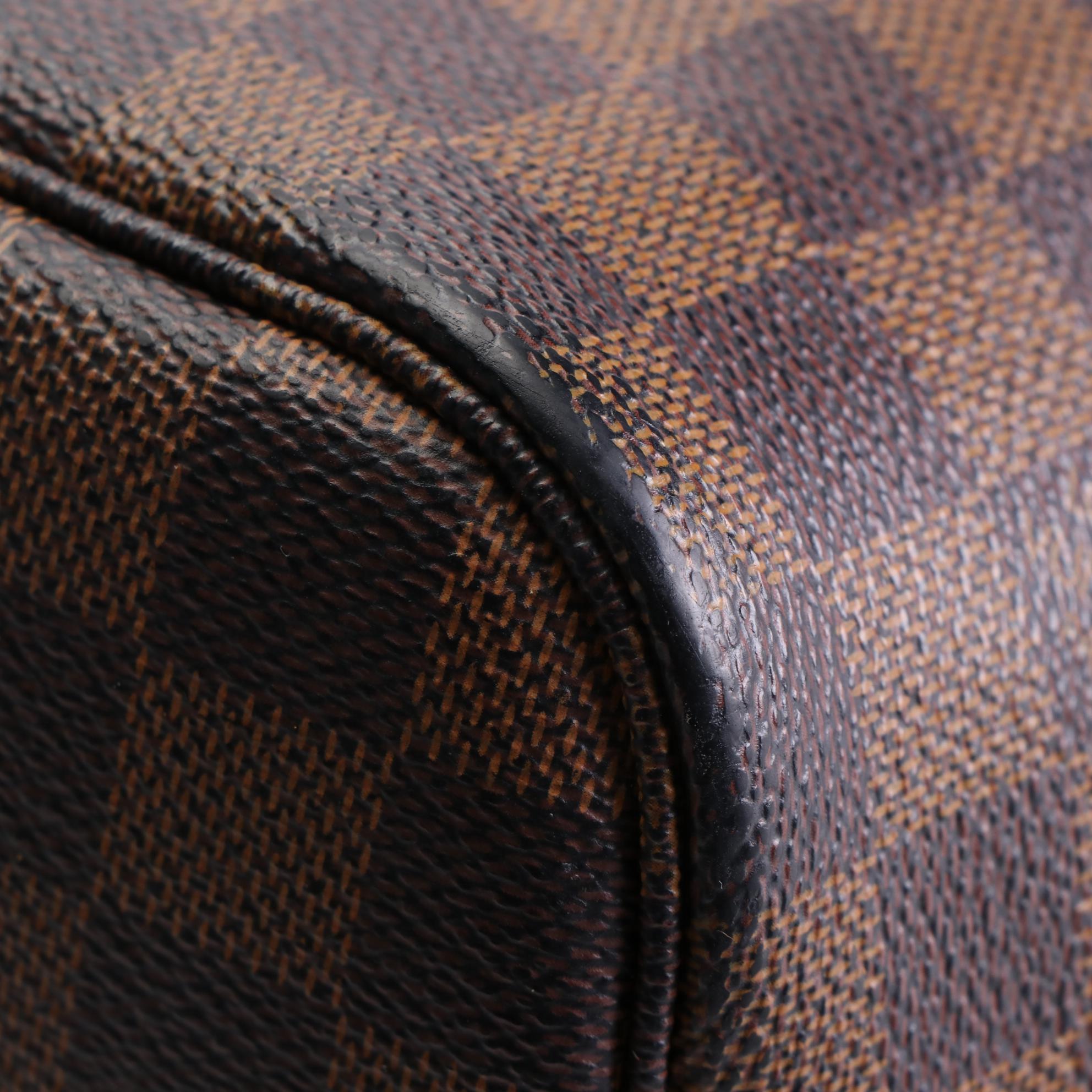 Louis Vuitton Neverfull MM Tote in Damier Ebene Canvas and Leather