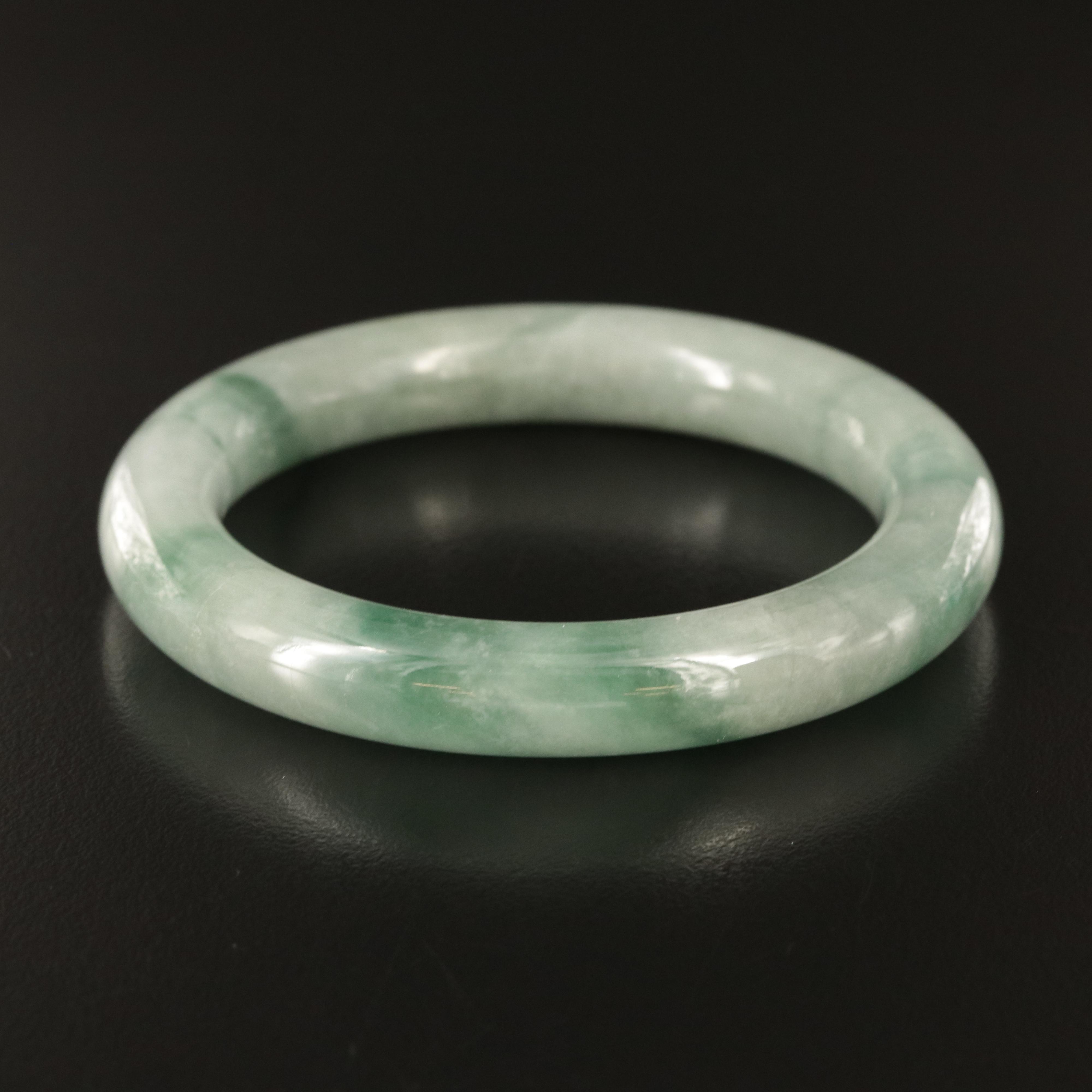 Jadeite Bangle