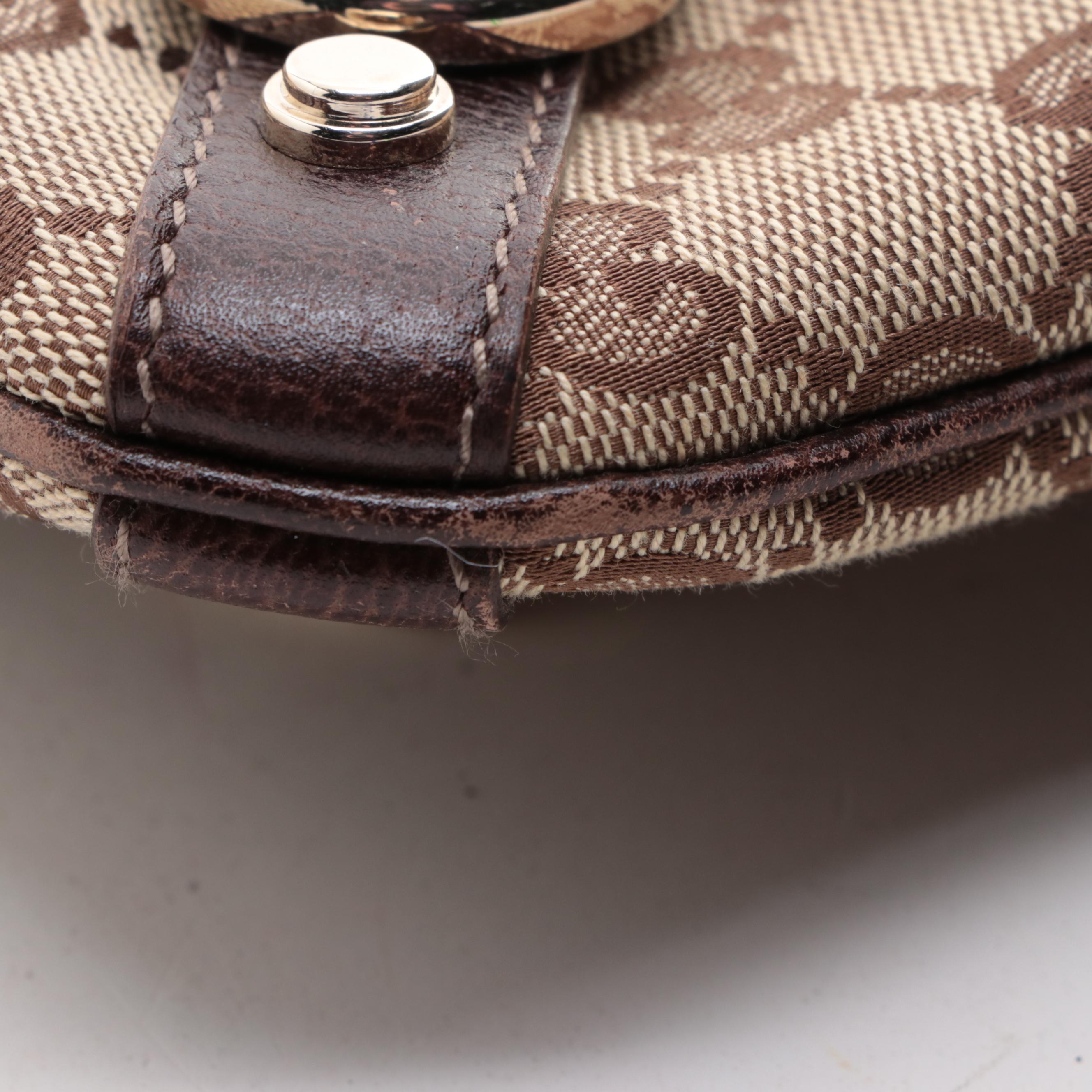 Gucci Abbey Flat Crossbody Bag in GG Canvas and Cinghiale Leather