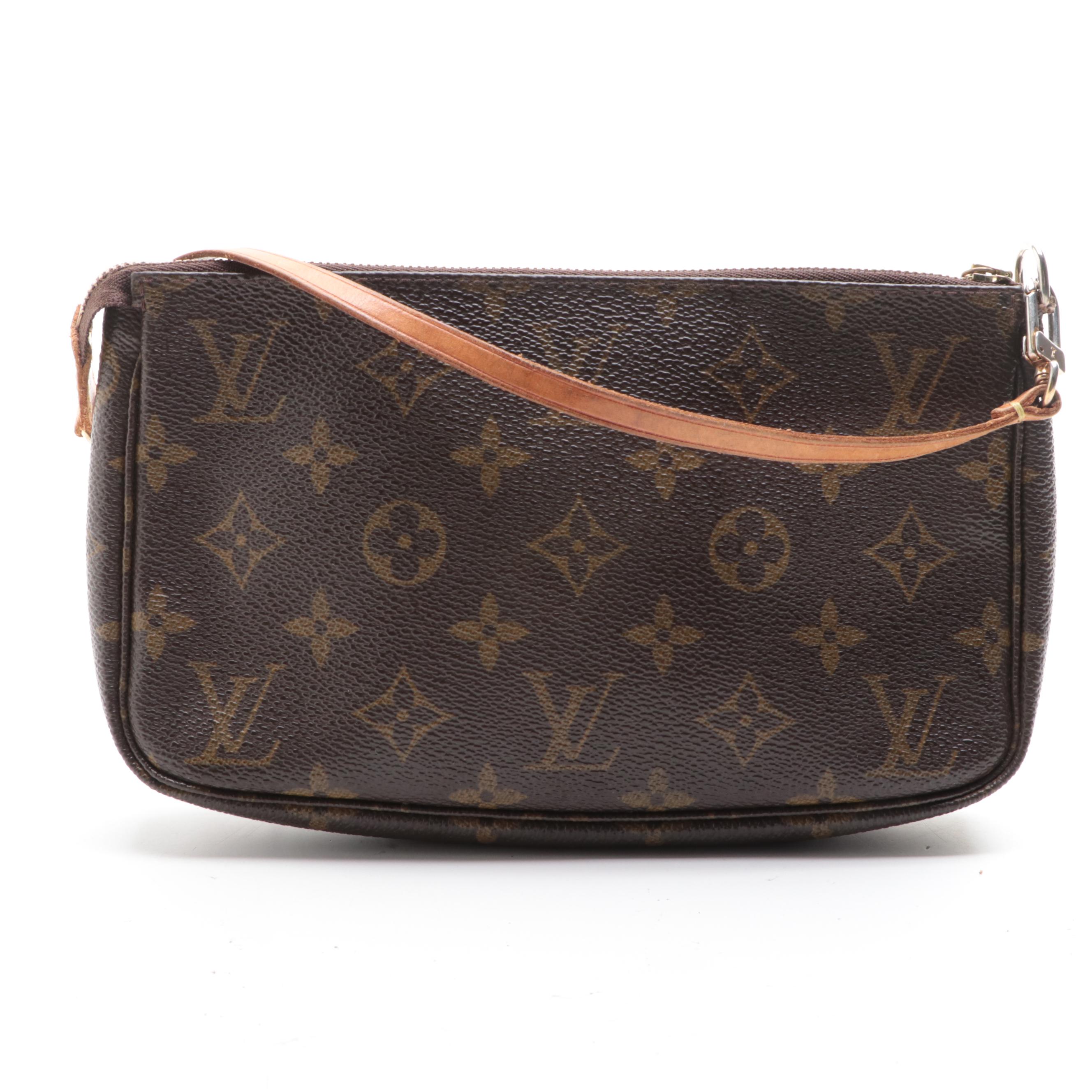 Louis Vuitton Pochette Accessoires in Monogram Canvas
