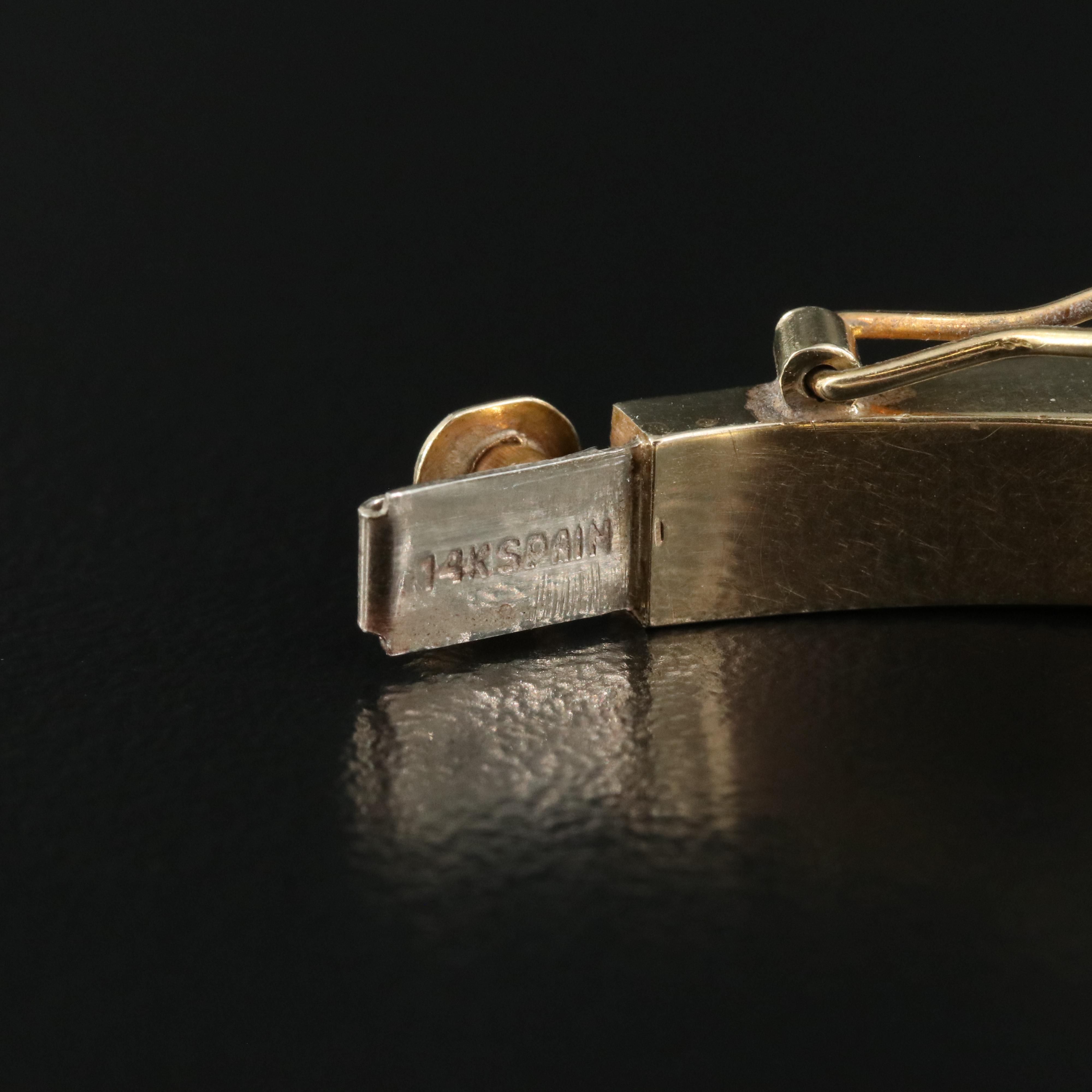 14K 14K Engraved Vine Square Bangle