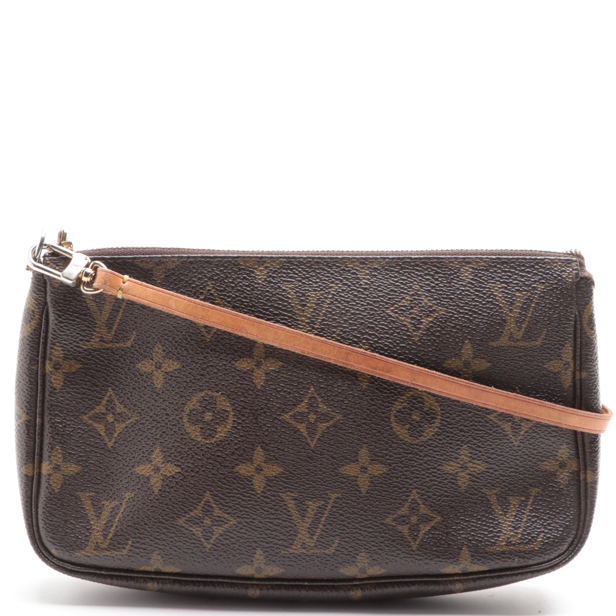 Louis Vuitton Pochette Accessoires in Monogram Canvas