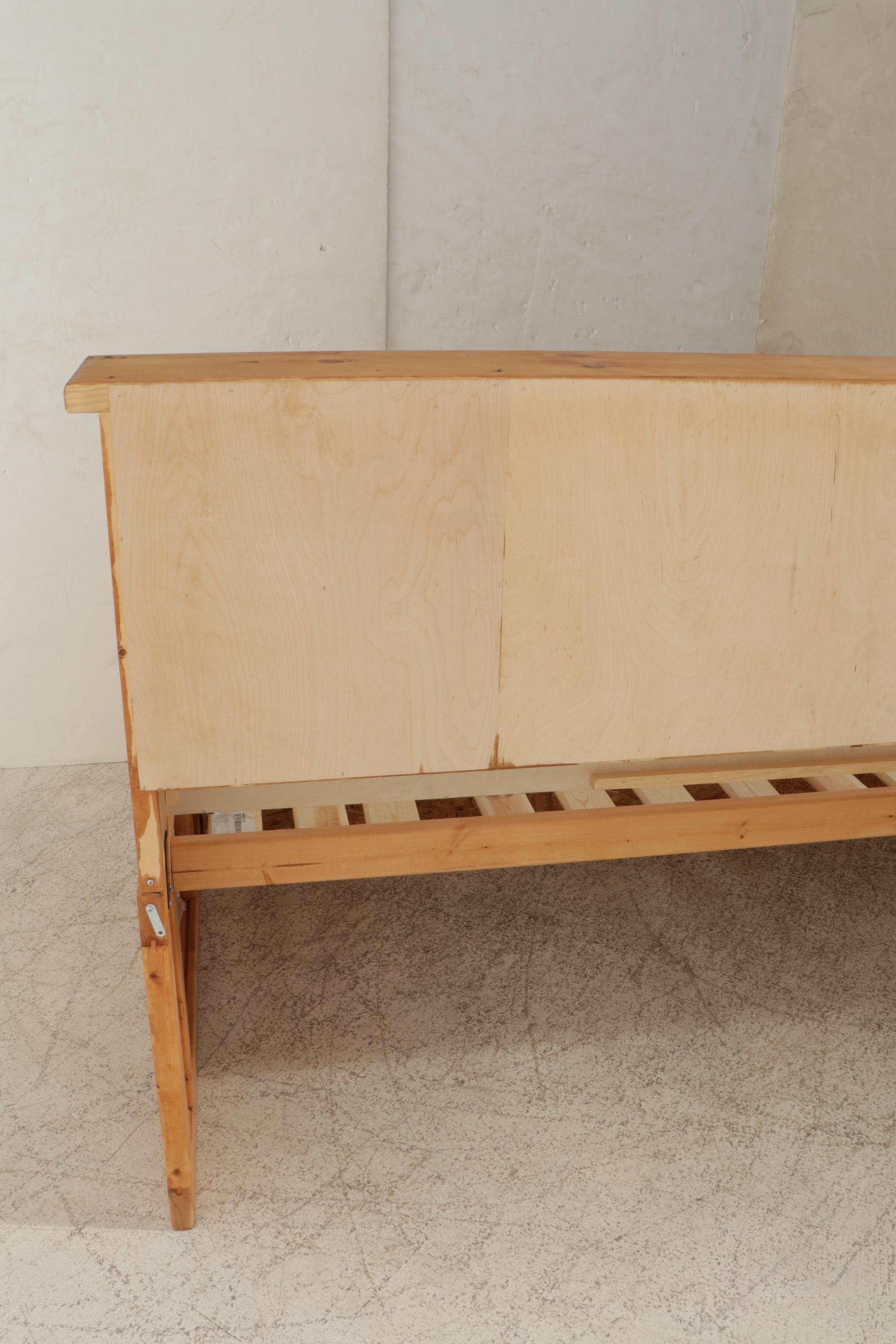 Pine Full Size Day Bed