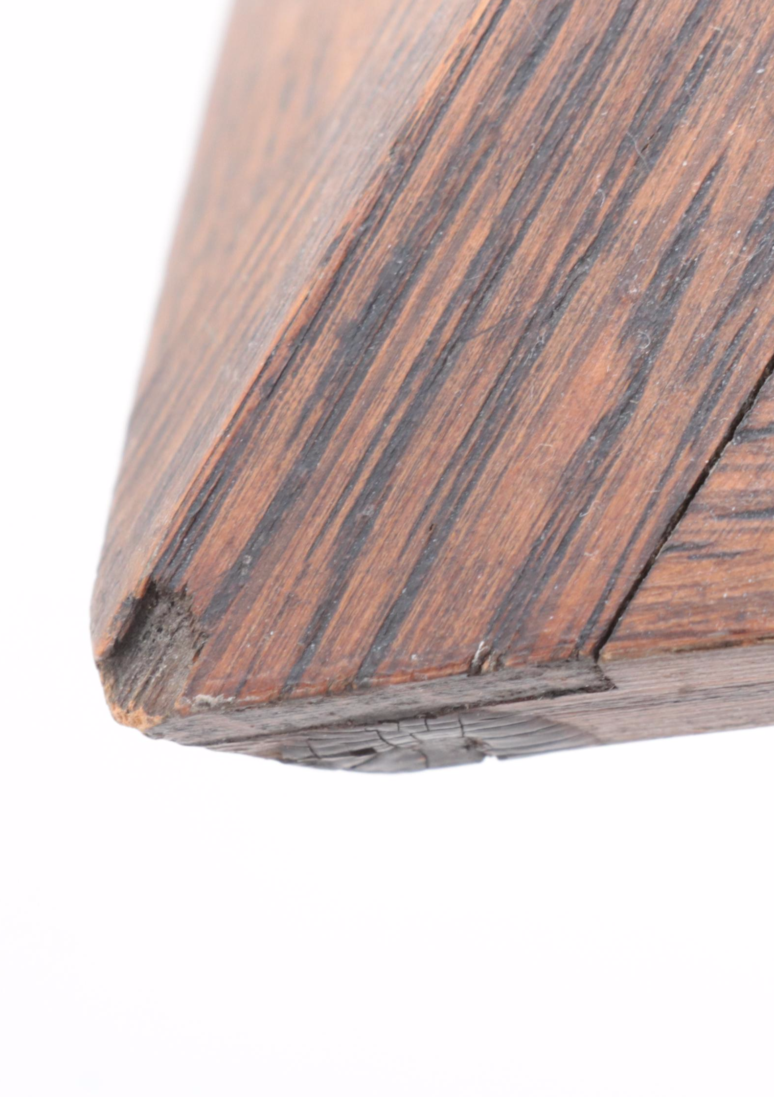 Mission Style Oak and Pebbled Amber Glass Table Lamp, Early to Mid-20th C