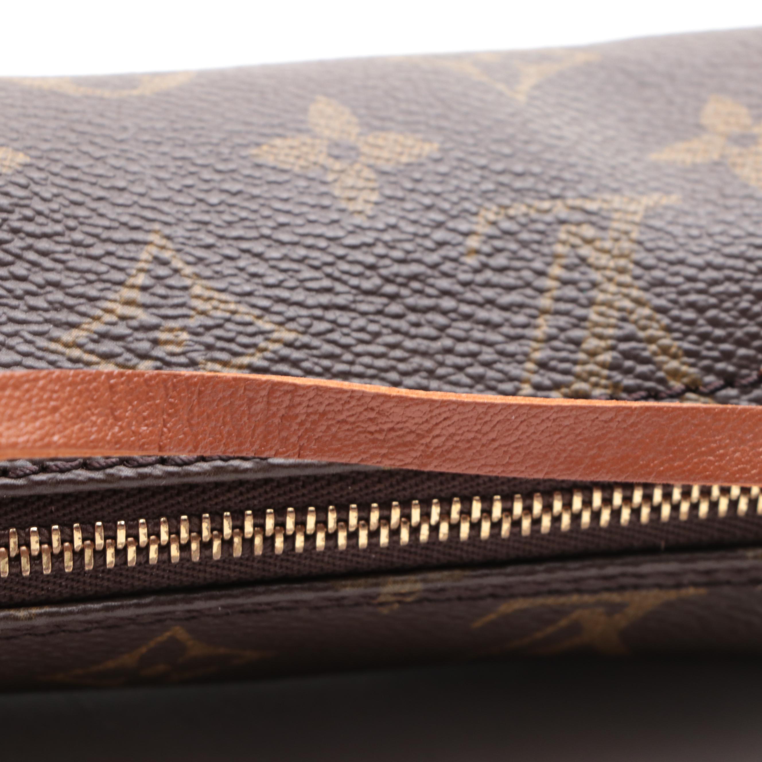 Louis Vuitton Papillon Pochette in Monogram Canvas