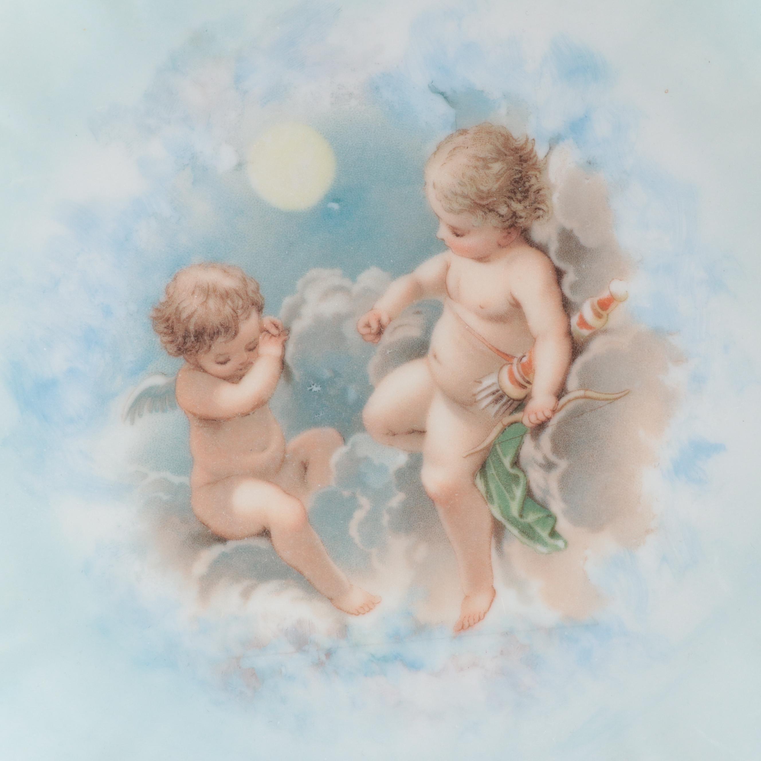 Chinese Porcelain Cabbage Bowl with French Porcelain and Carnival Glass Décor