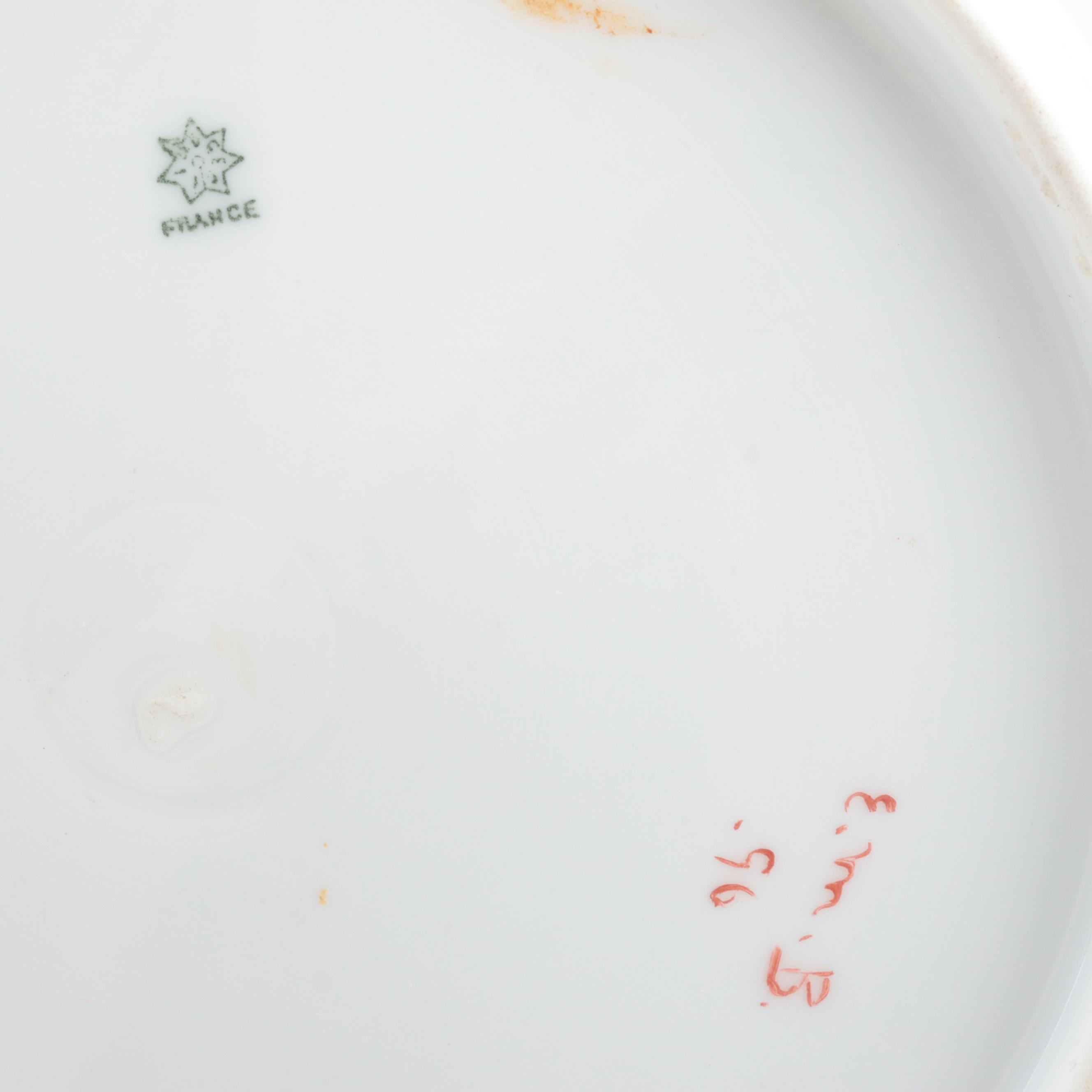 Chinese Porcelain Cabbage Bowl with French Porcelain and Carnival Glass Décor