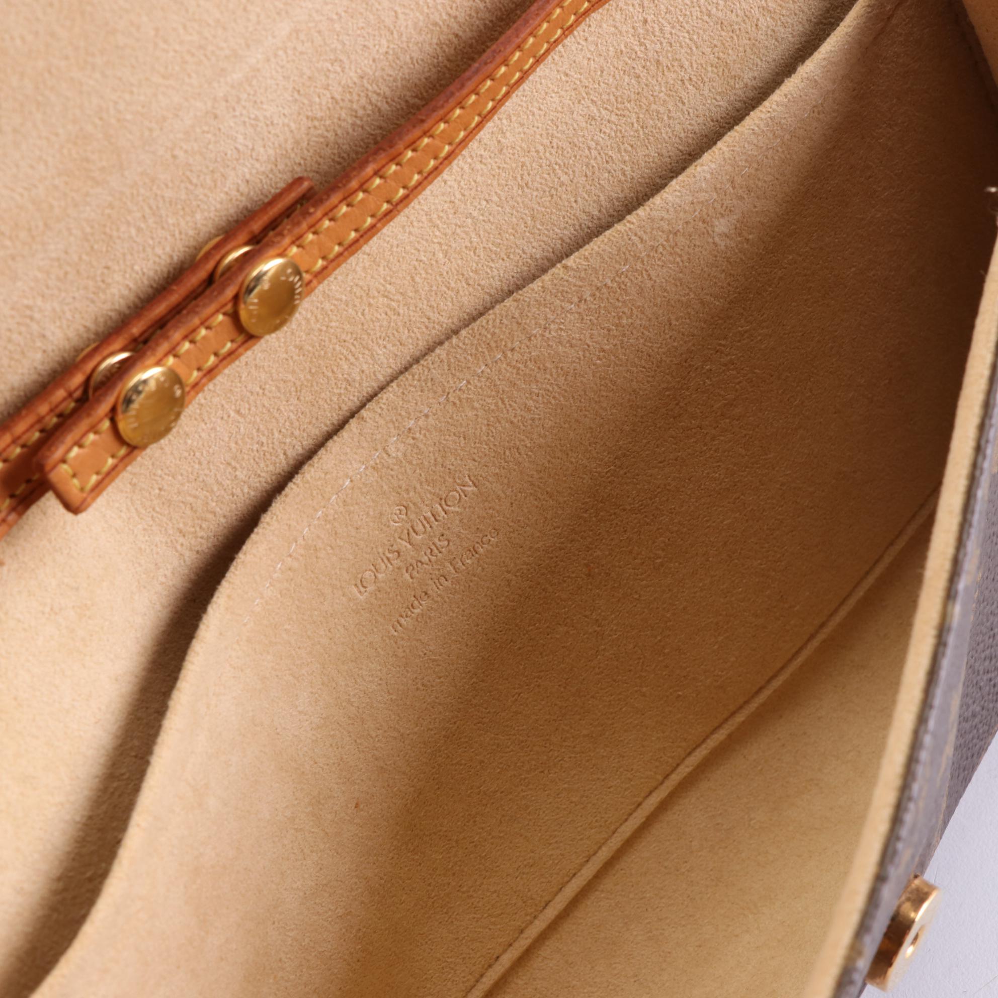 Louis Vuitton Pochette Twin GM in Monogram Canvas and Vachetta Leather