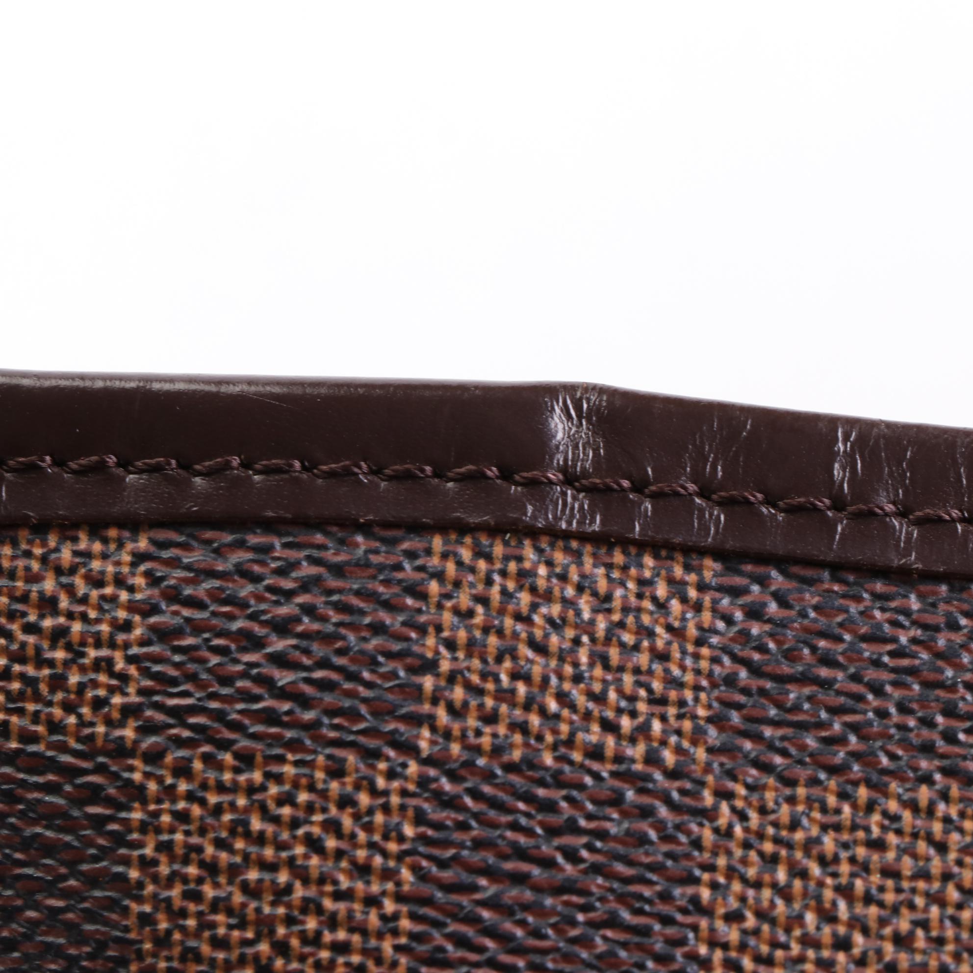 Louis Vuitton Neverfull MM Tote in Damier Ebene Canvas and Leather