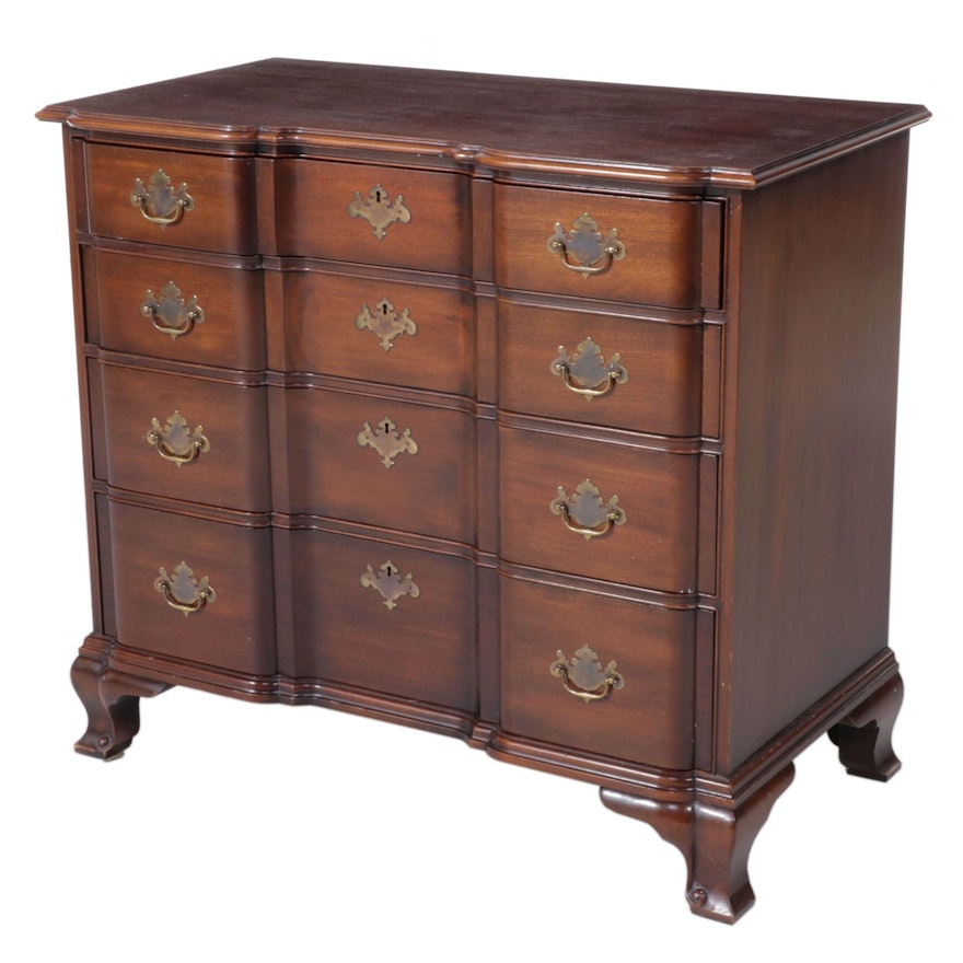 Kindel Federal Style Mahogany Serpentine-Front Four-Drawer Chest