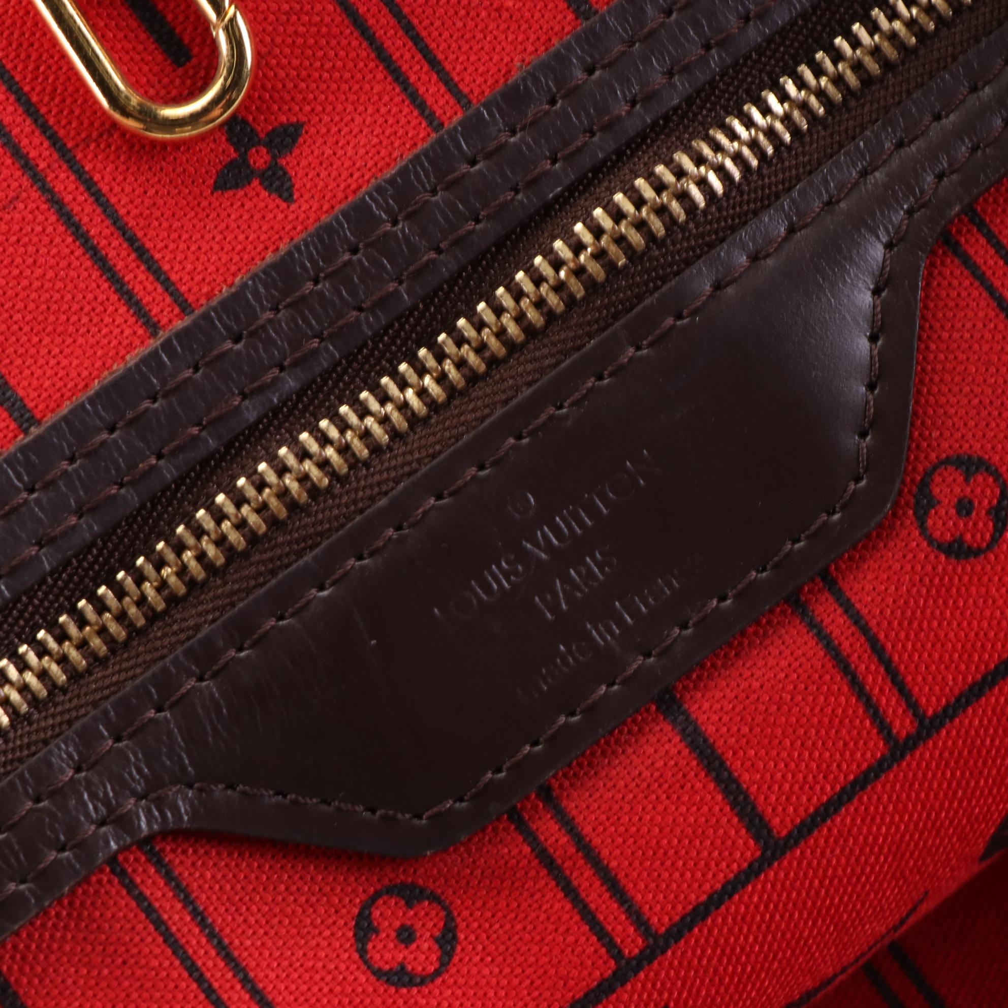 Louis Vuitton Neverfull MM Tote in Damier Ebene Canvas and Leather