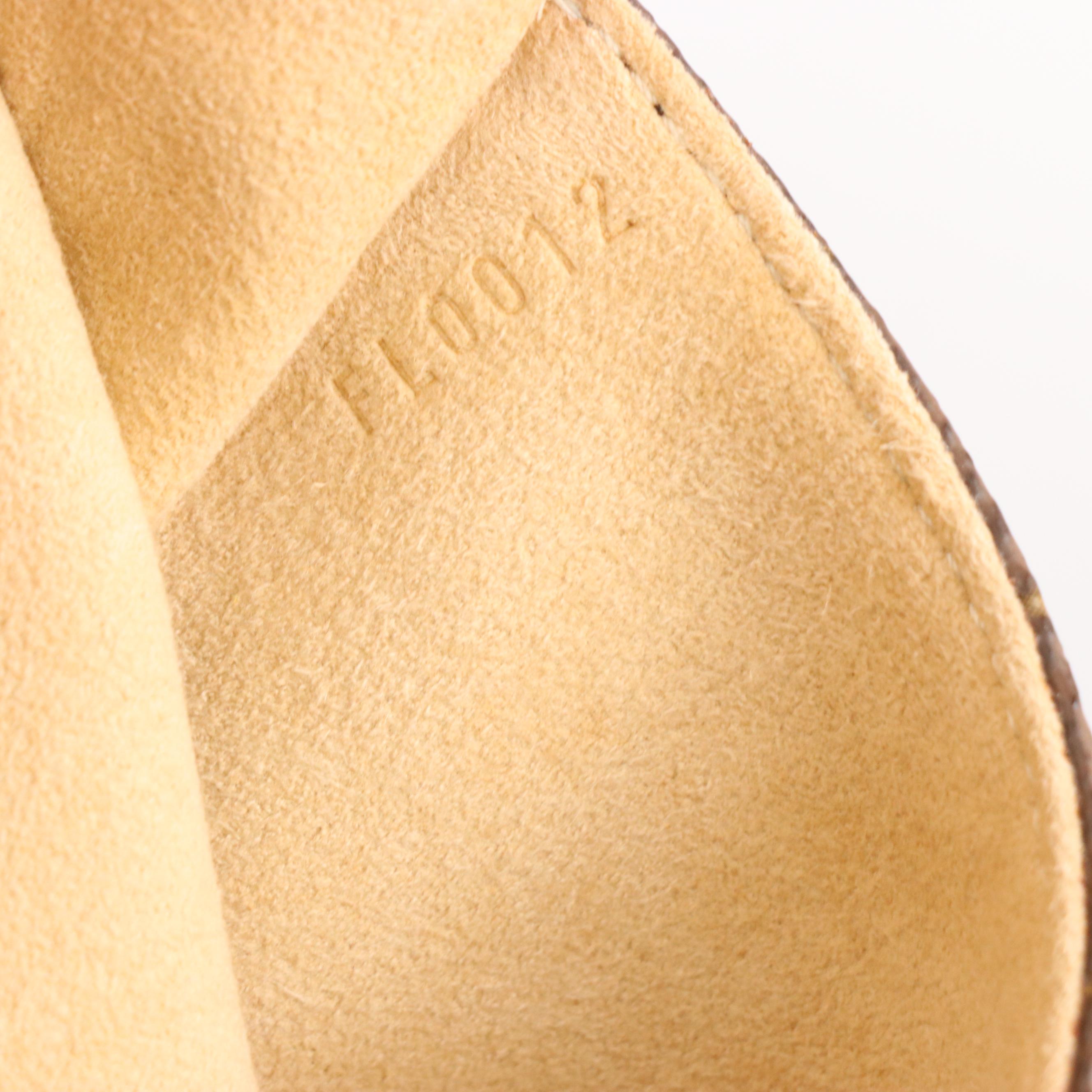 Louis Vuitton Pochette Twin GM in Monogram Canvas and Vachetta Leather