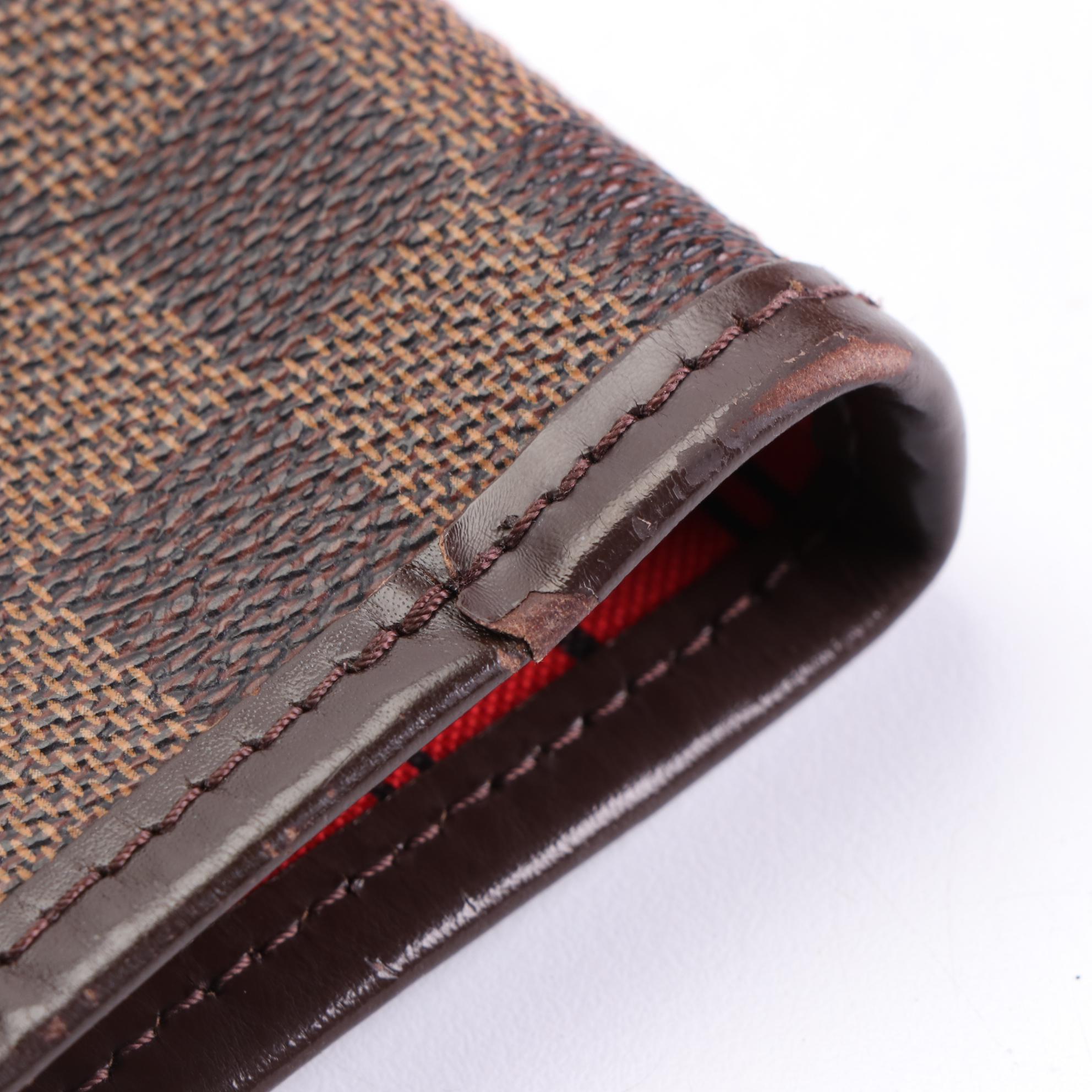 Louis Vuitton Neverfull MM Tote in Damier Ebene Canvas and Leather