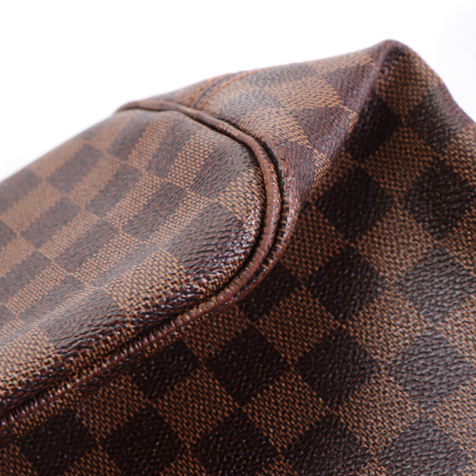 Louis Vuitton Neverfull MM Tote in Damier Ebene Canvas and Leather