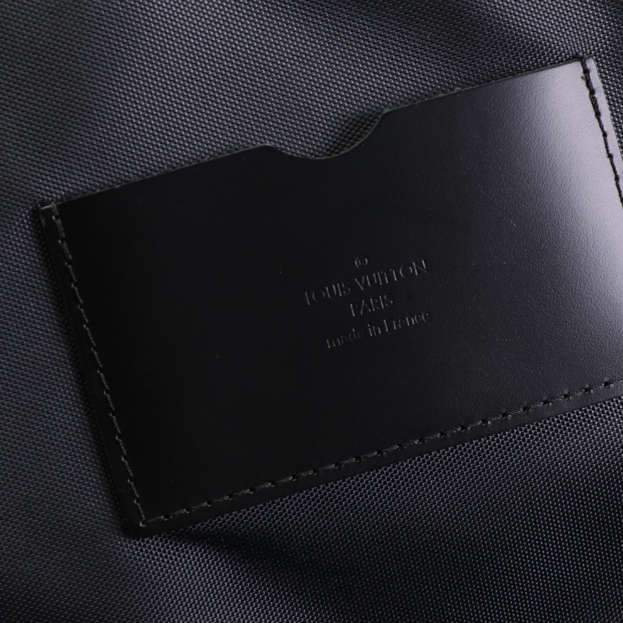 Louis Vuitton Pégase 45 Rolling Luggage in Taïga Leather