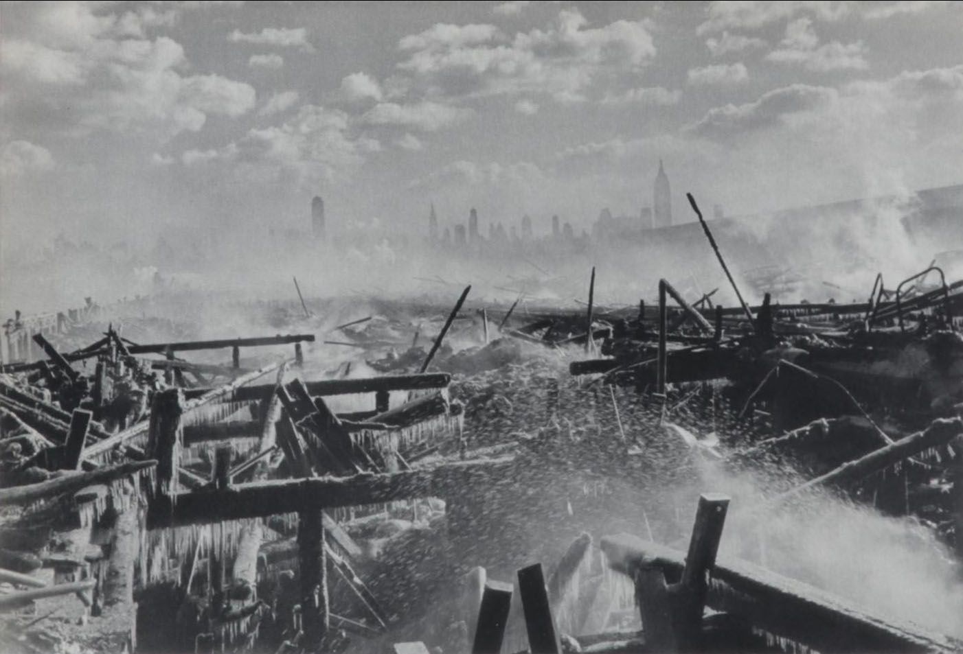 Henri Cartier-Bresson Rotogravure "New York, 1947" From "The Decisive Moment"