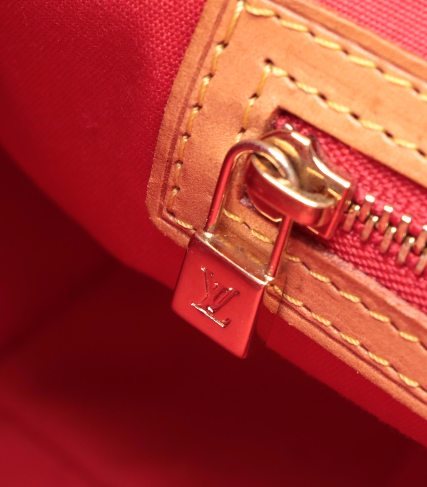 Louis Vuitton Reade PM Handbag in Monogram Vernis and Vachetta Leather