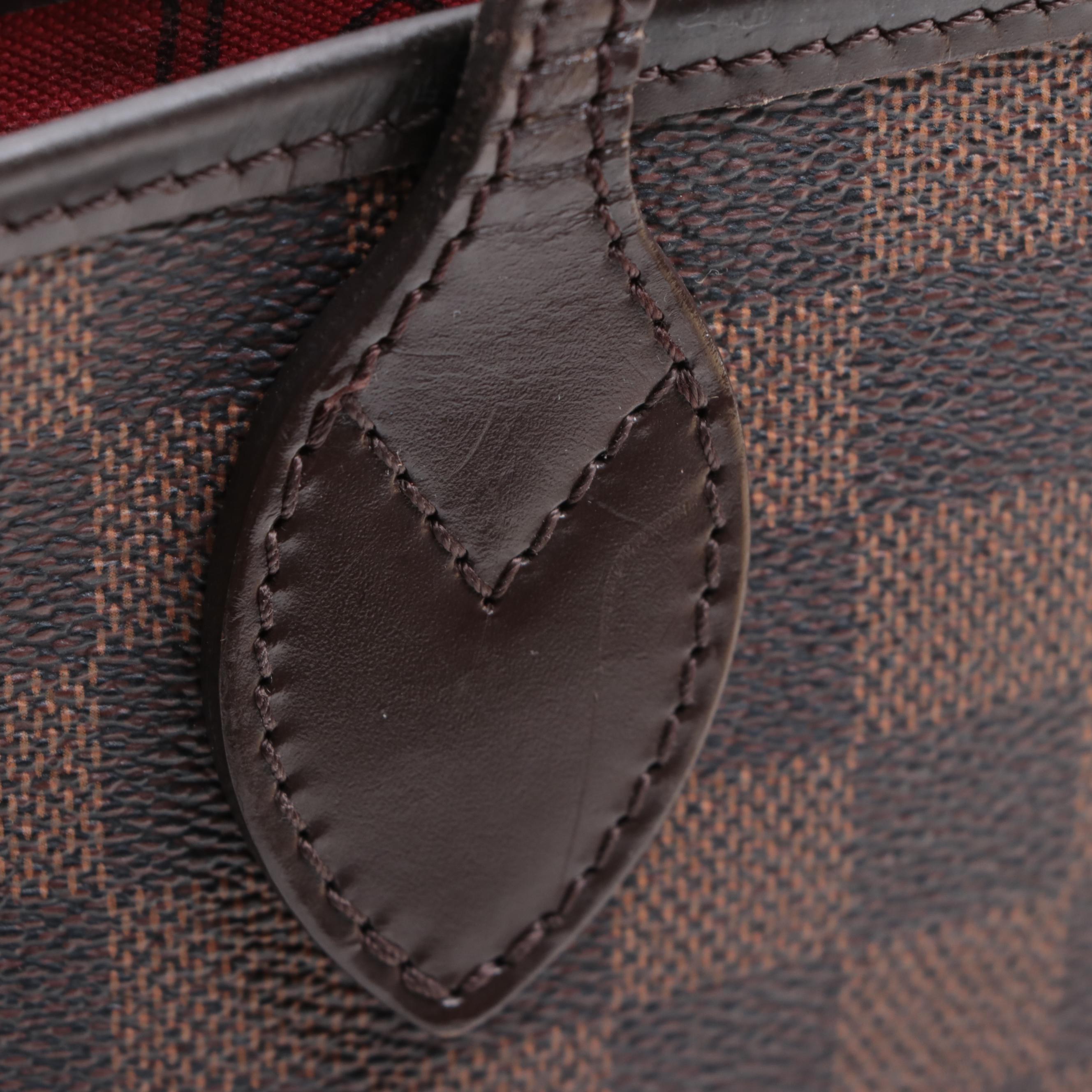 Louis Vuitton Neverfull MM in Damier Ebene Canvas and Dark Brown Leather