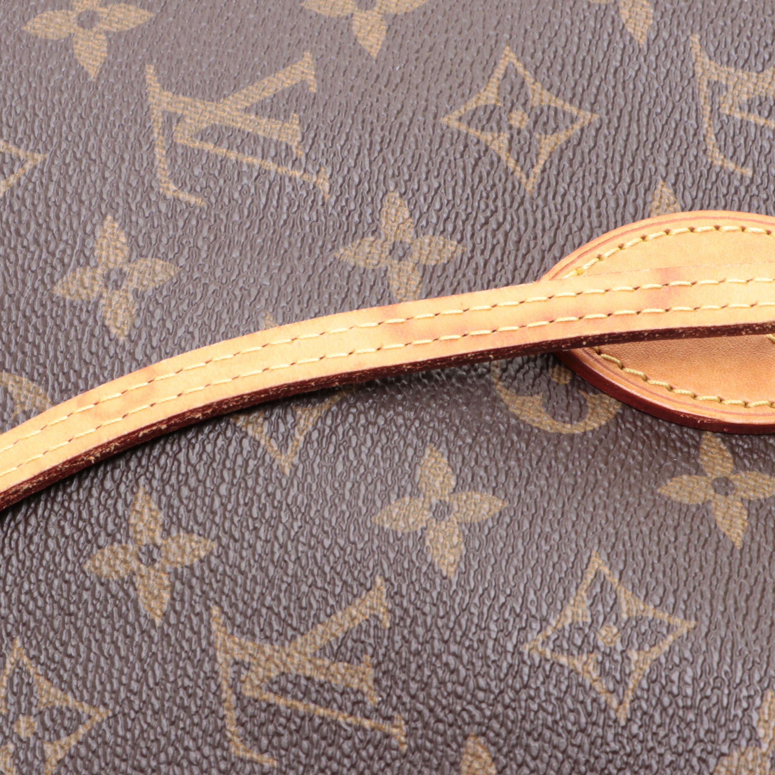 Louis Vuitton Neverfull MM in Monogram Canvas and Vachetta Leather