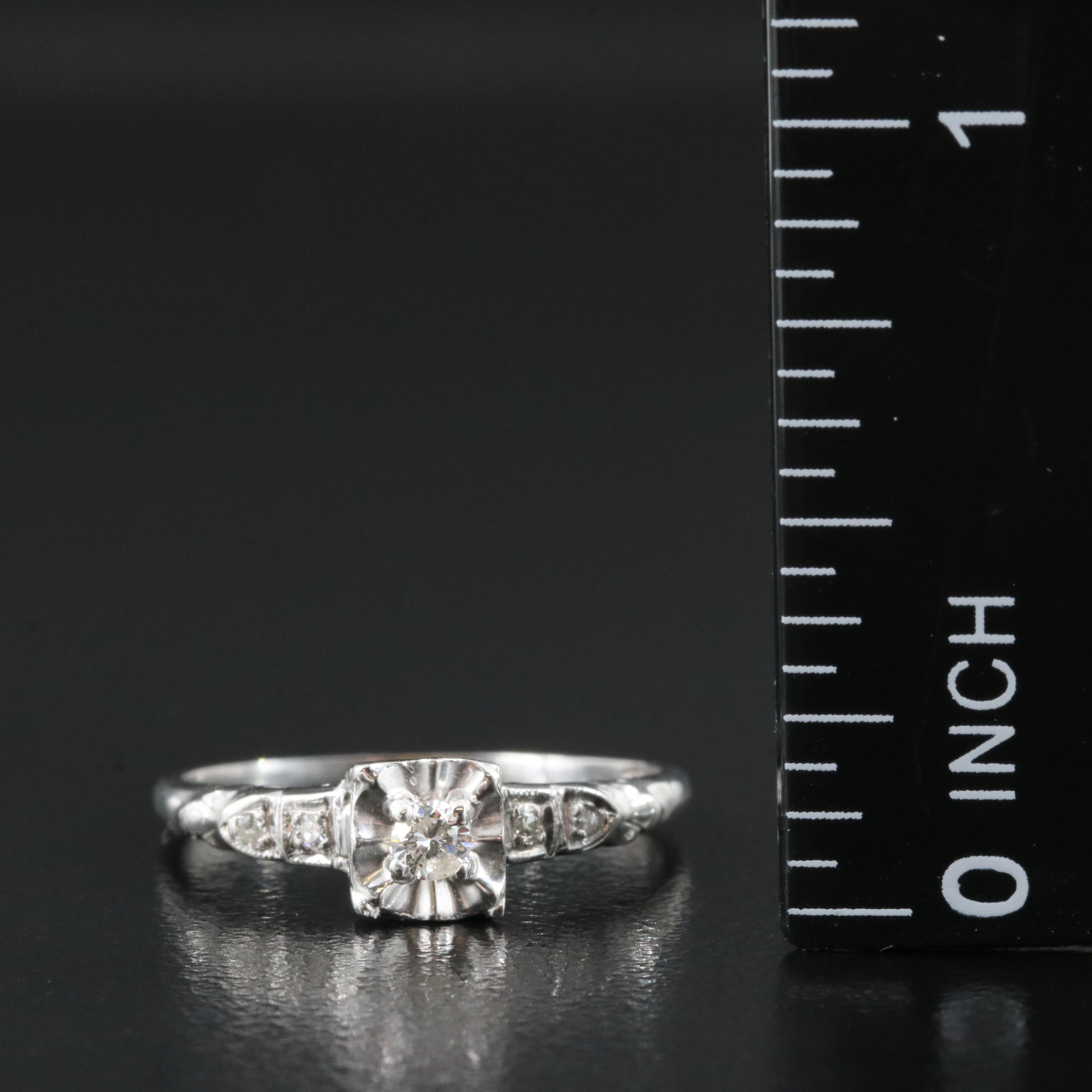 Vintage 14K 0.09 CTW Diamond Ring