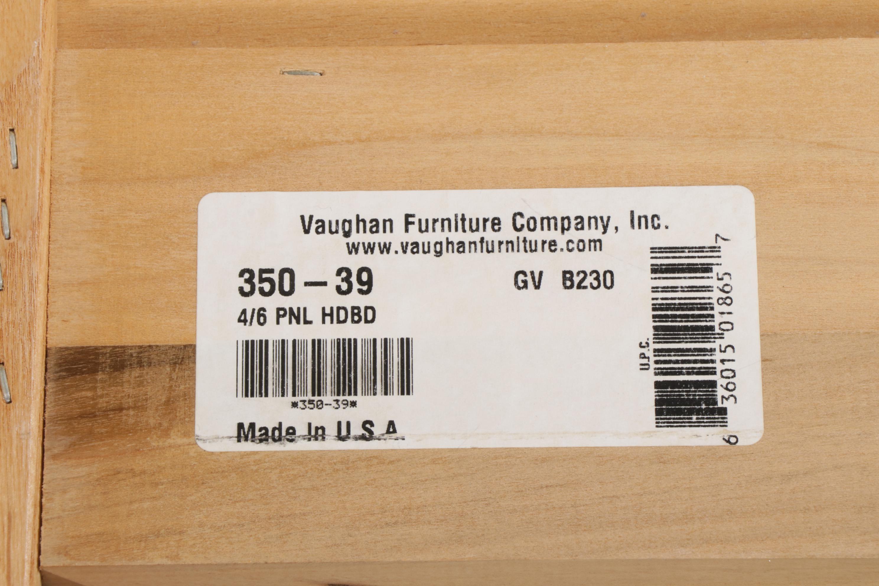 Vaughan Furniture Paneled Wood and Metal Spindle Bedroom Set