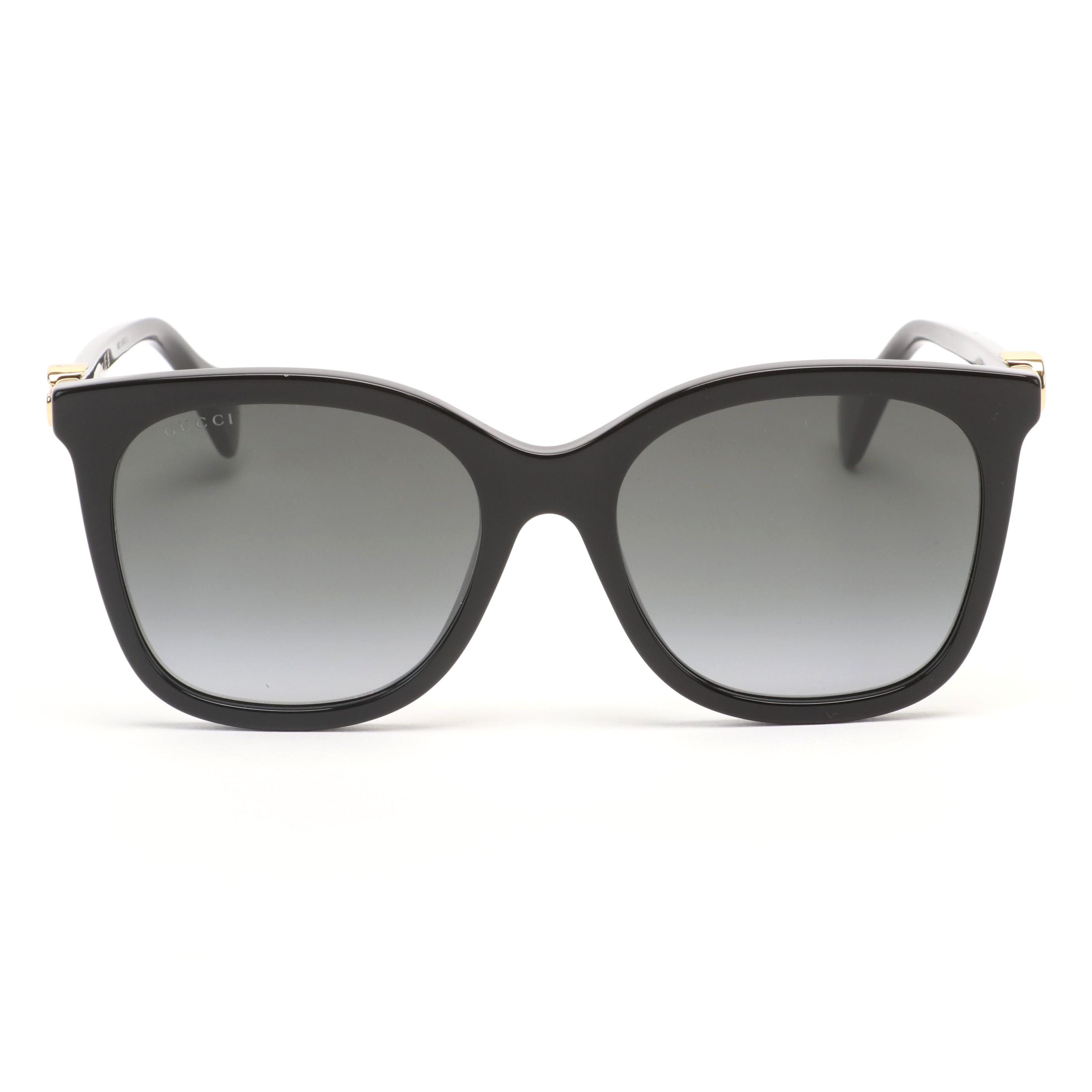 Gucci GG1071S Sunglasses with Case