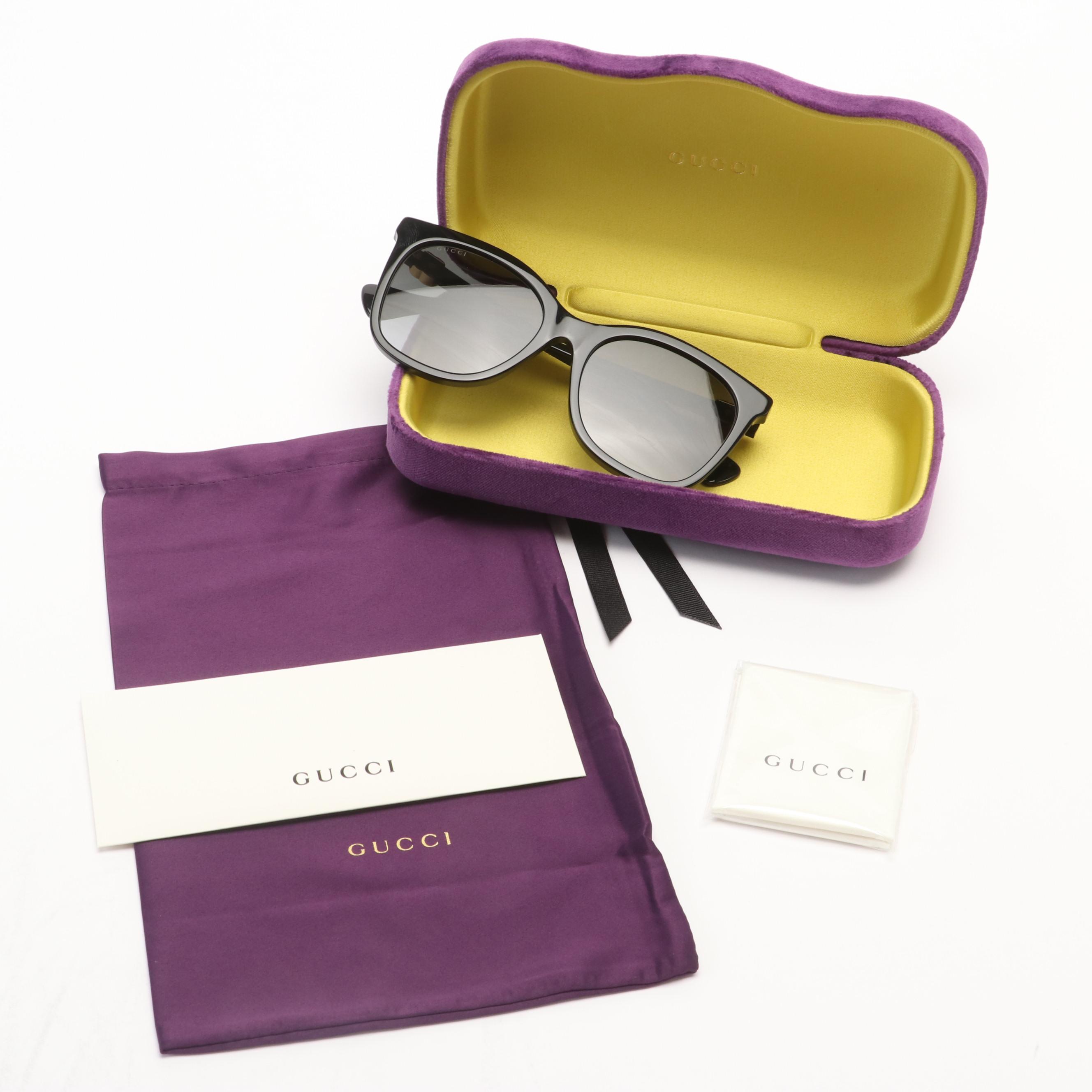 Gucci GG1071S Sunglasses with Case