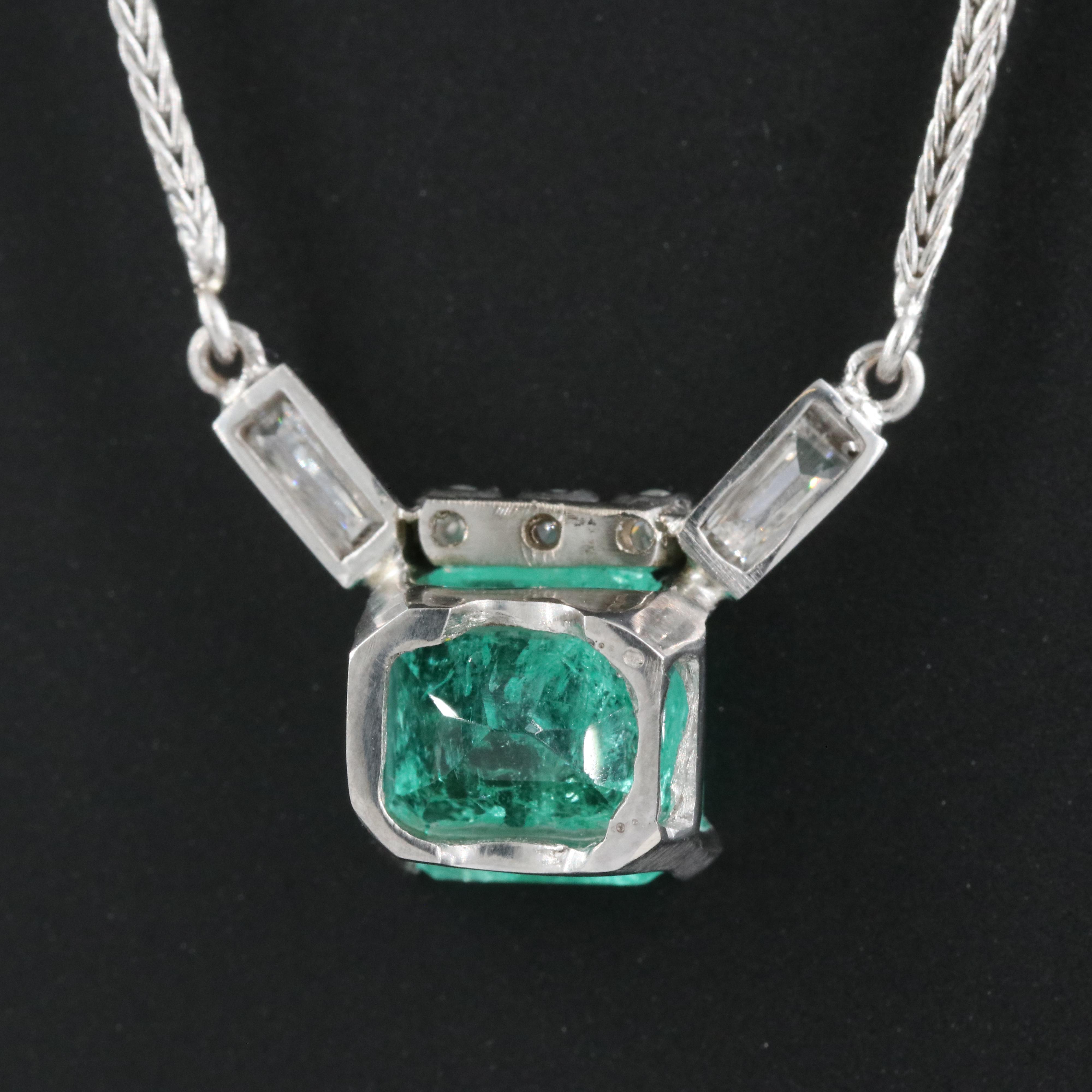 14K 2.94 CT Emerald and Diamond Necklace