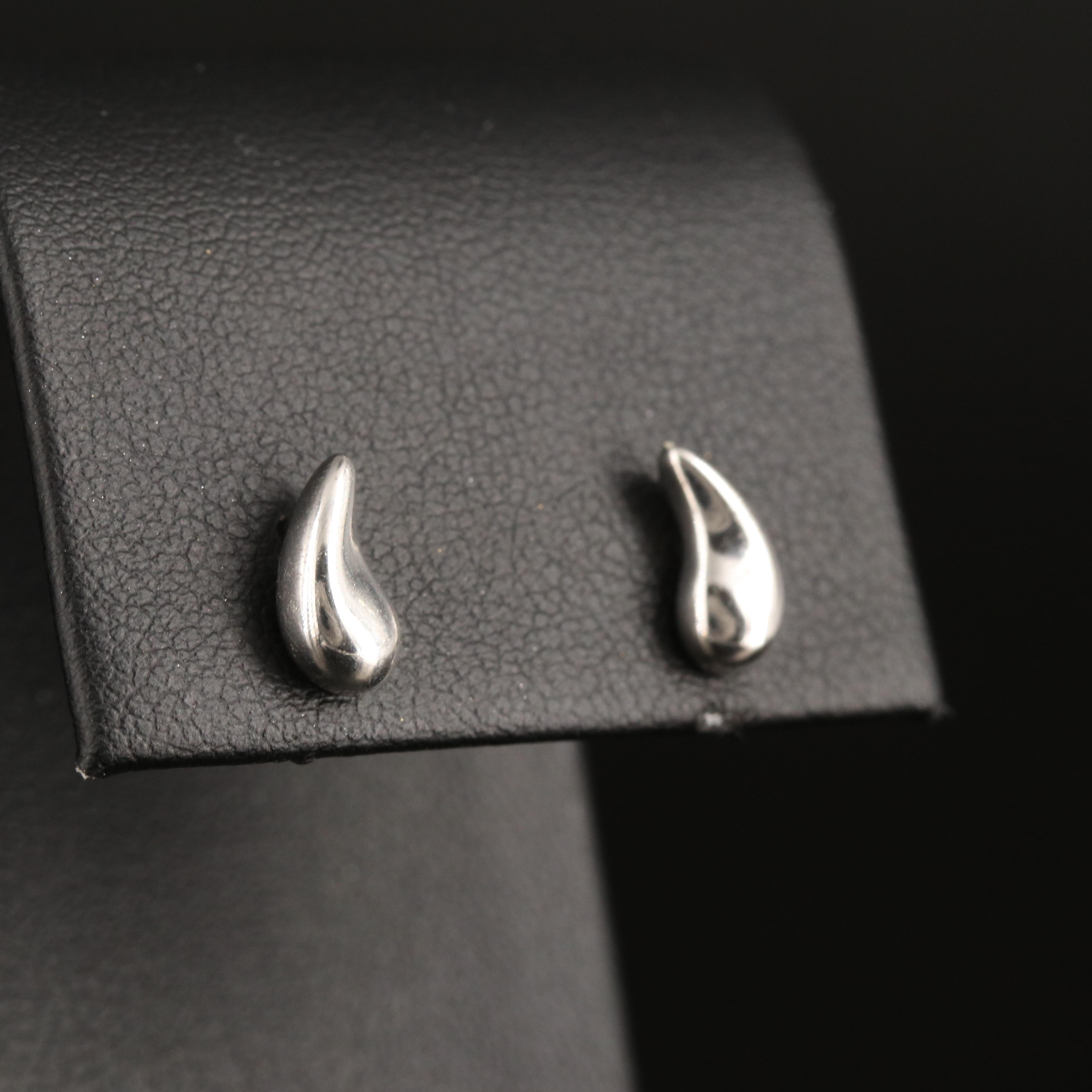 Elsa Peretti for Tiffany & Co. Platinum Teardrop Earrings