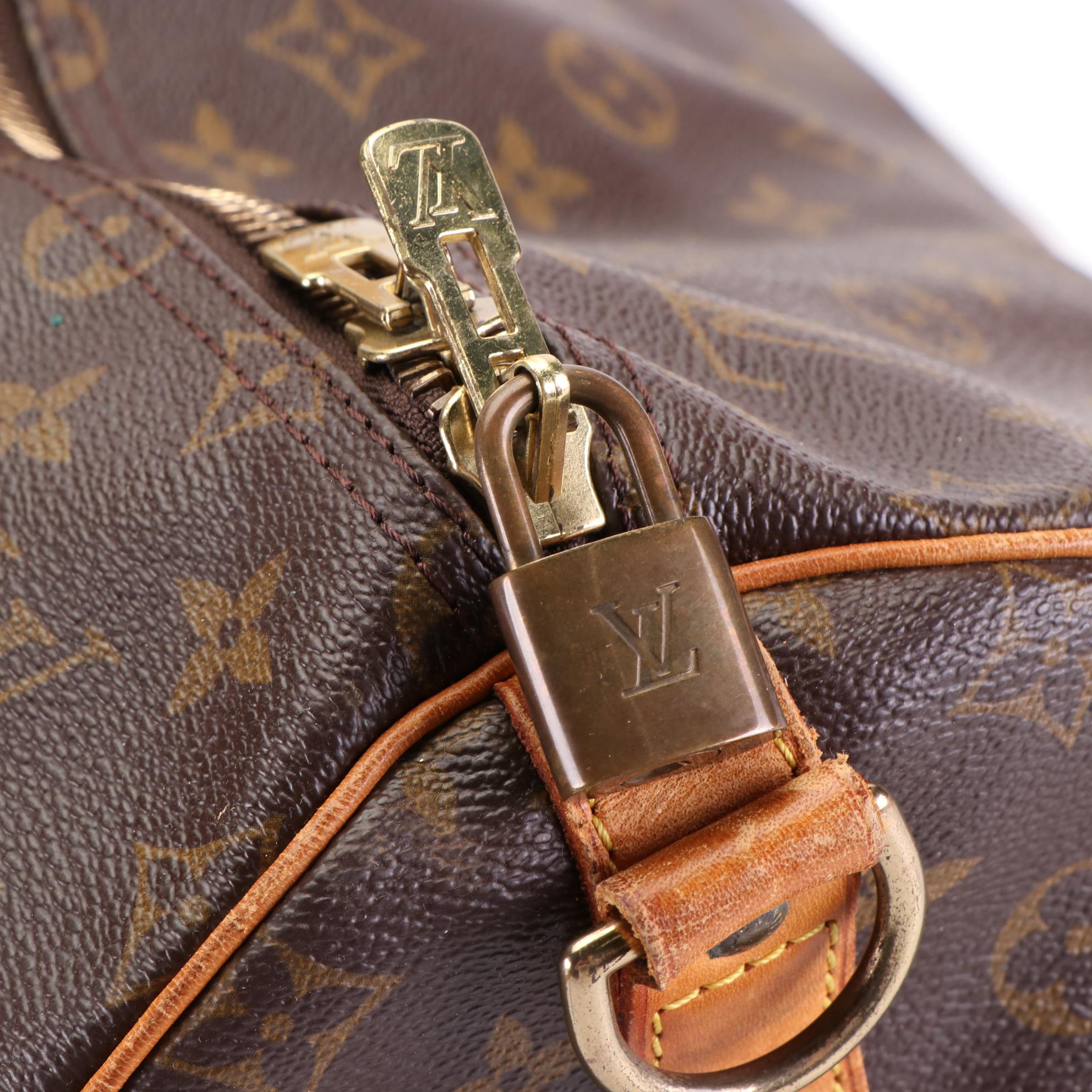 Louis Vuitton Keepall 55 Bandoulière in Monogram Canvas and Vachetta Leather