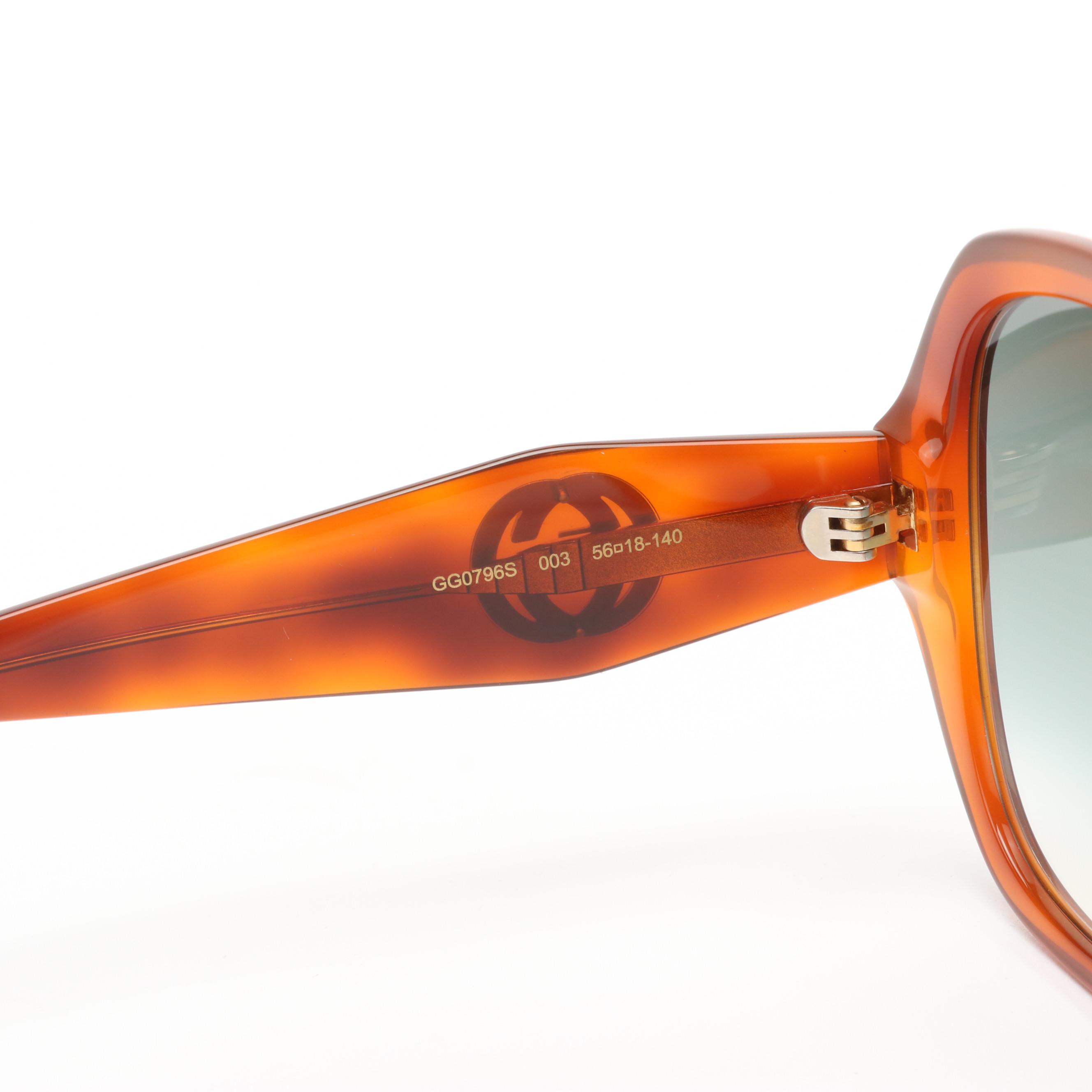 Gucci GG0796S Sunglasses with Case