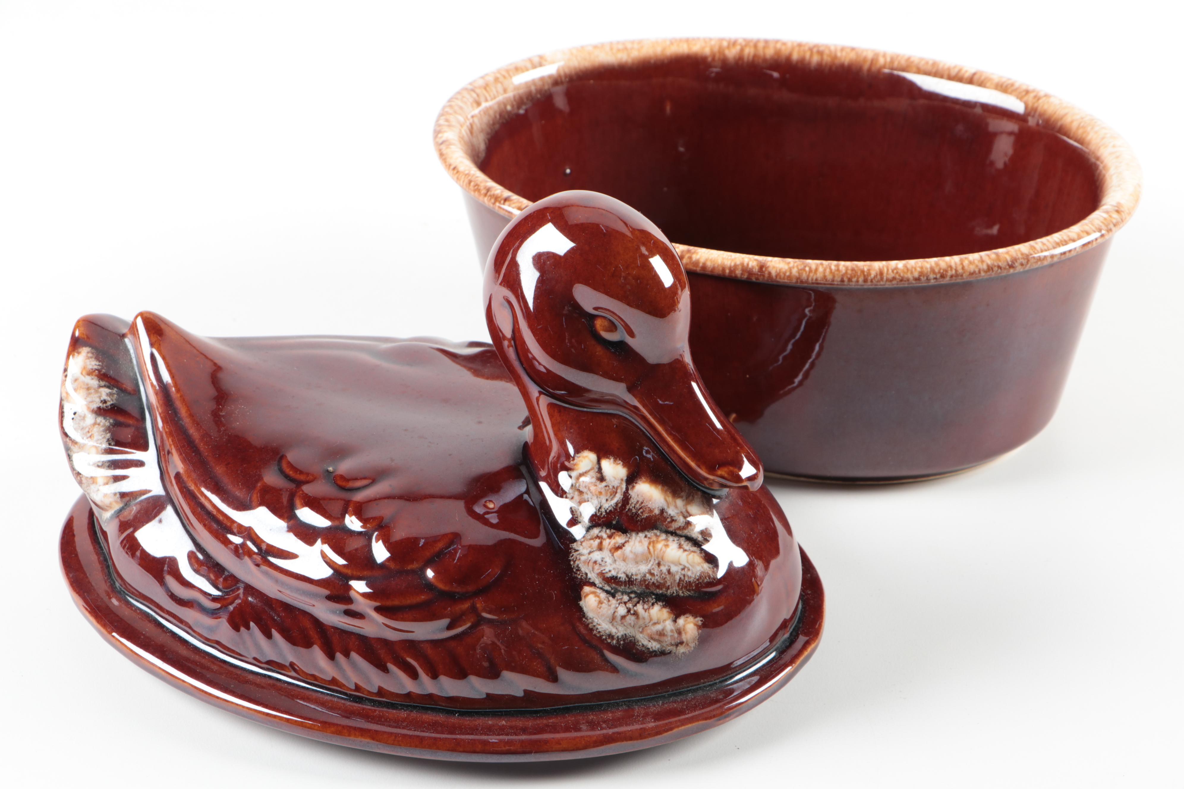 Hull Pottery Drip Glaze Duck Lidded Casserole