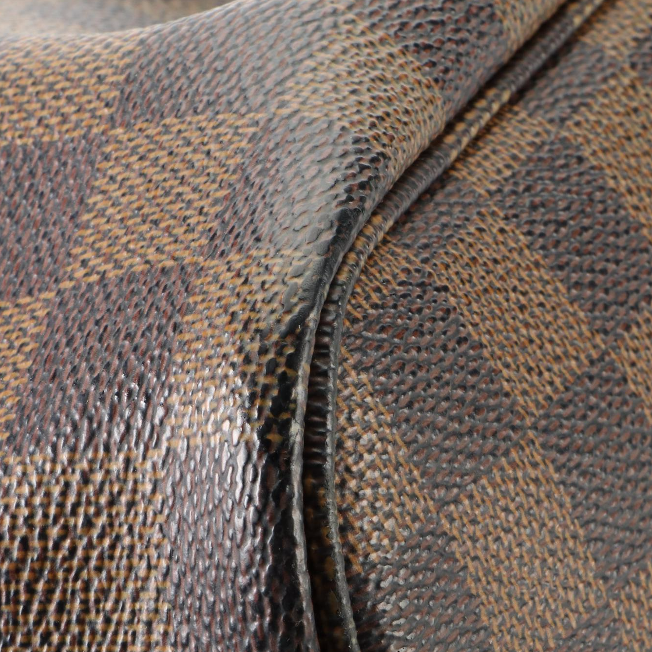 Louis Vuitton Neverfull PM in Damier Ebene Canvas