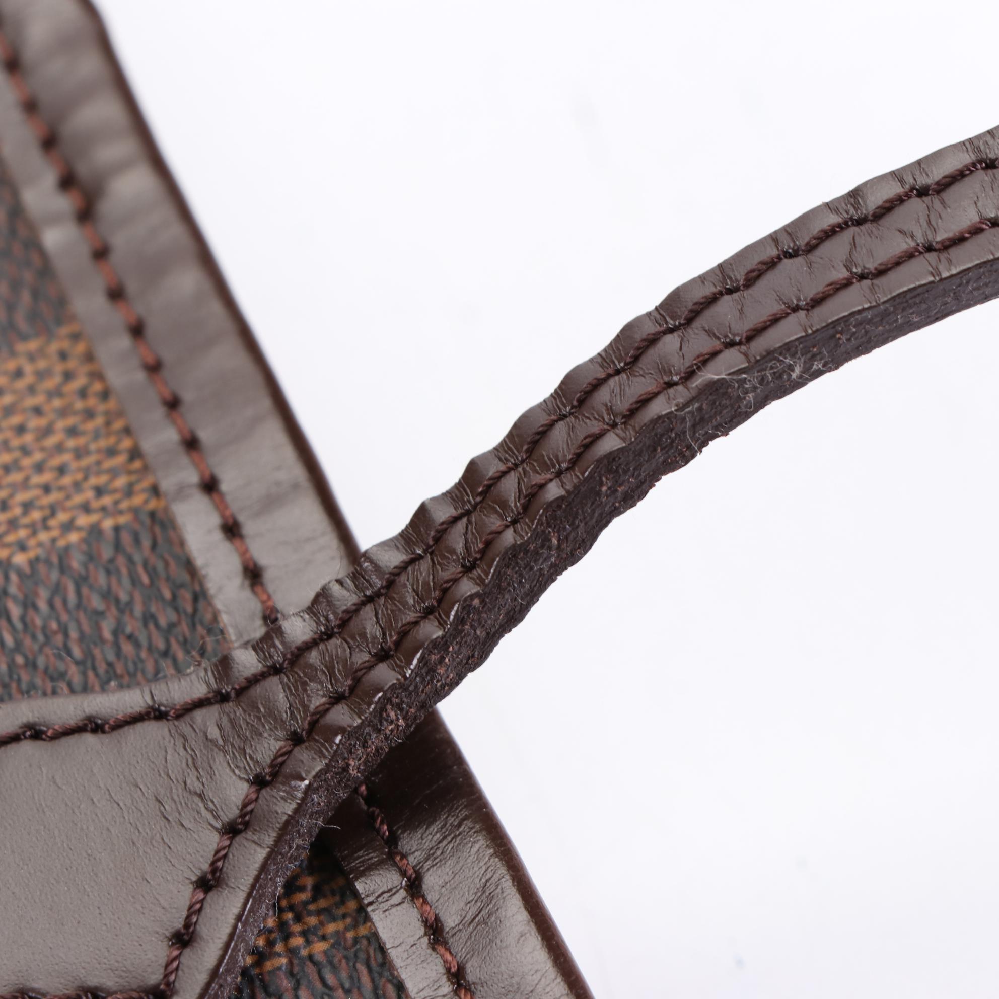 Louis Vuitton Neverfull MM in Damier Ebene Canvas and Dark Brown Leather